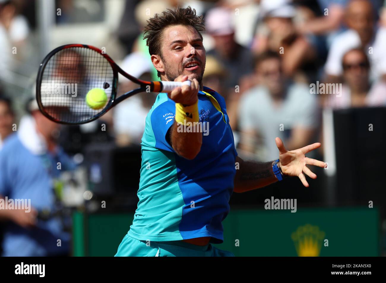 Die Schweizer Stanislas Wawrinka gibt den Ball an US John Isner während ihres Tennisspiels beim ATP Tennis Open Turnier am 18. Mai 2017 im Foro Italico in Rom, Italien, zurück. (Foto von Matteo Ciambelli/NurPhoto) *** Bitte nutzen Sie die Gutschrift aus dem Kreditfeld *** Stockfoto