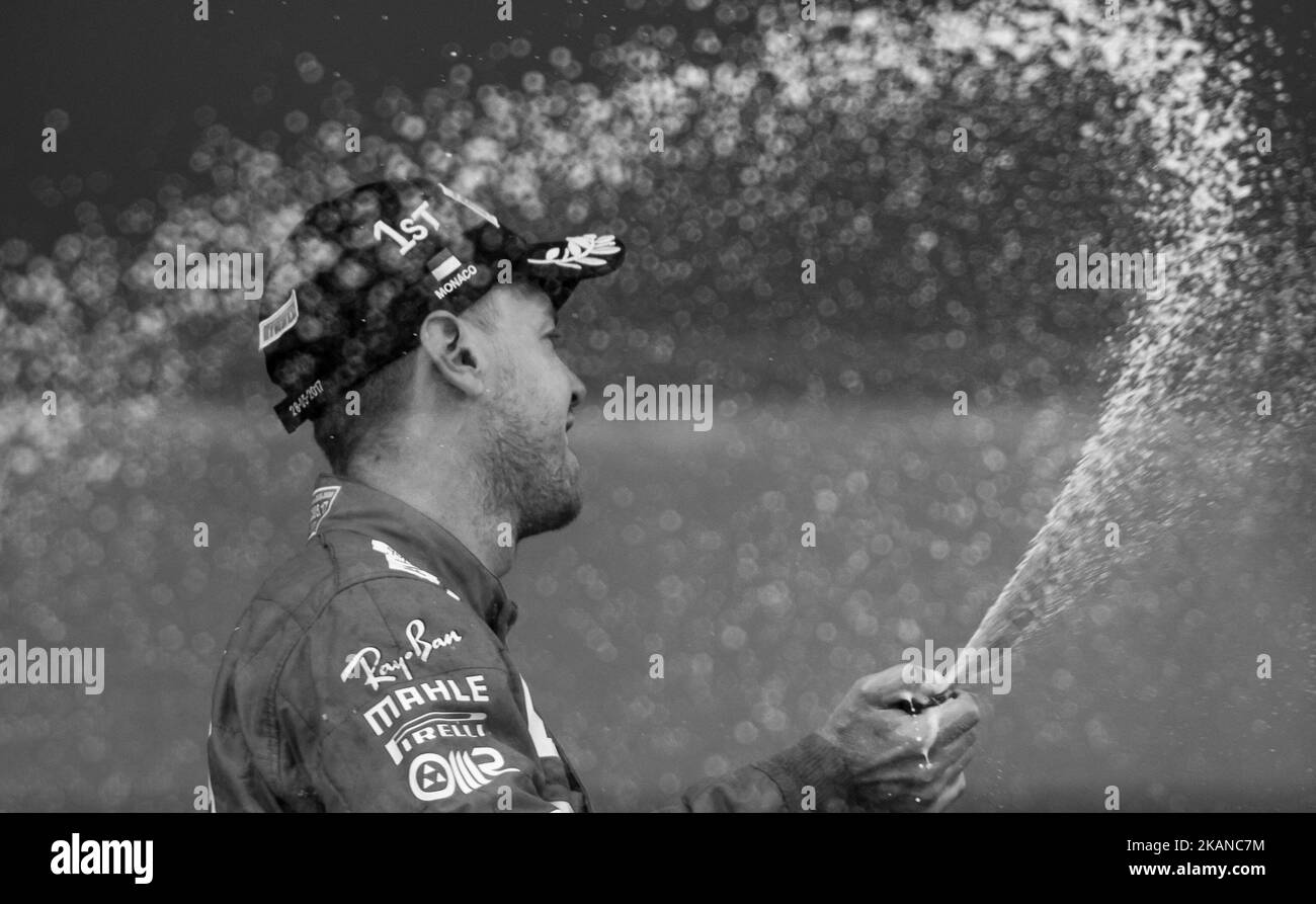Sebastian Vettel splash the champaigne aftre he er das Rennen auf Formel 1 Grand Prix de Monaco am 28. Mai 2017 in Monte Carlo, Monaco gewonnen. (Foto von Robert Szaniszló/NurPhoto) *** Bitte nutzen Sie die Gutschrift aus dem Kreditfeld *** Stockfoto