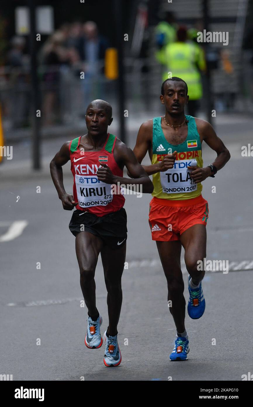 Geoffrey Kipkorir KIRUI, Kenia, und Tamirat TOLA, Äthiopien, während des Marathons in London am 6. August 2017 bei der Leichtathletik-Weltmeisterschaft 2017. (Foto von Ulrik Pedersen/NurPhoto) *** Bitte nutzen Sie die Gutschrift aus dem Kreditfeld *** Stockfoto