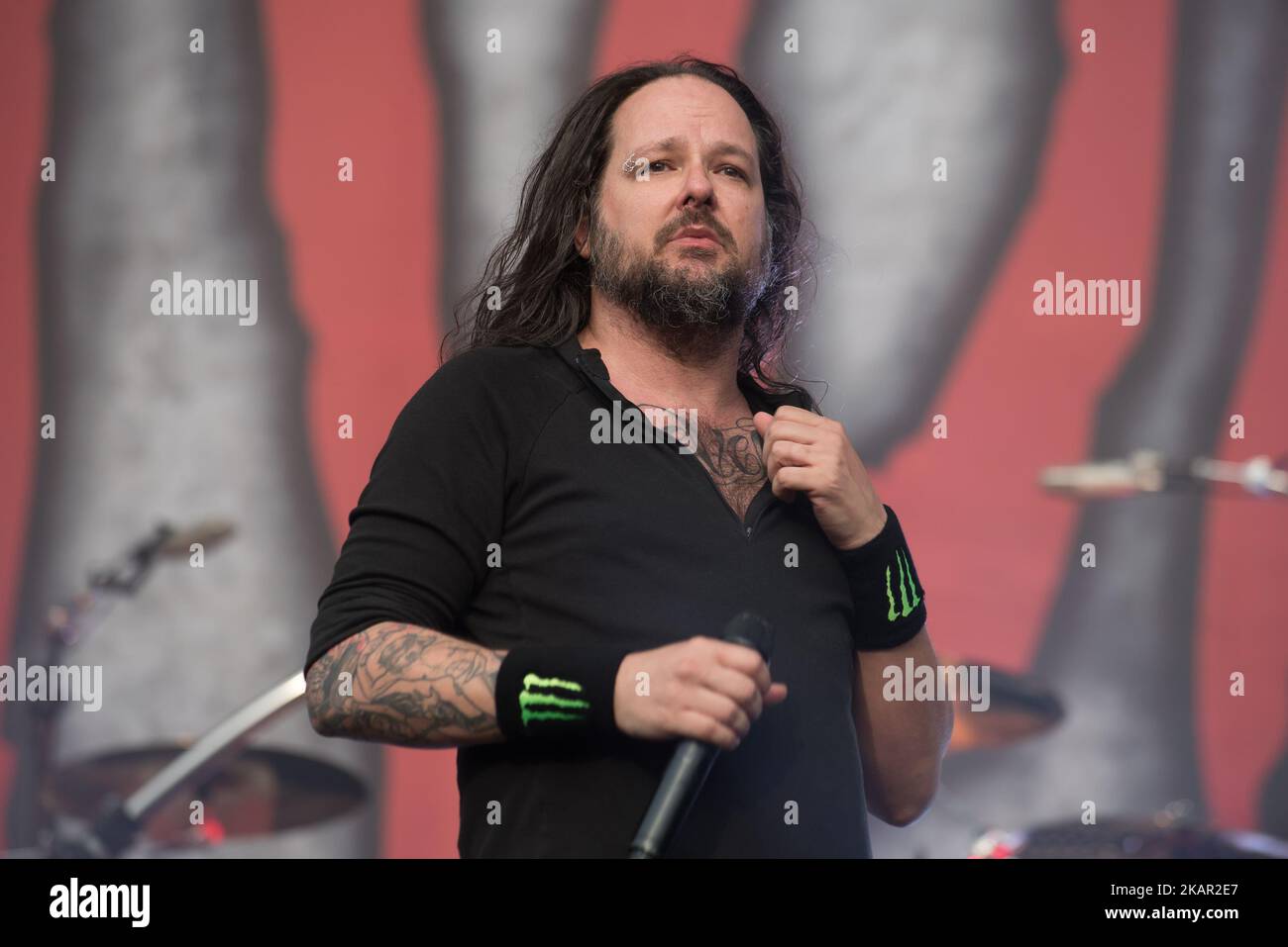 Am zweiten Tag des Reading Festivals, Reading am 26. August 2017, treten die amerikanische Nu Metal Band Korn live auf. Zur aktuellen Besetzung der Band gehören die Gründungsmitglieder James 'Munky' Shaffer (Rhythmusgitarre), Reginald 'Fieldy' Arvizu (Bass), Brian 'Head' Welch (Leadgitarre, Backing Vocals) und Jonathan Davis (Leadvocals, Dudelsack), mit dem Zusatz von Ray Luzier (Schlagzeug). (Foto von Alberto Pezzali/NurPhoto) Stockfoto