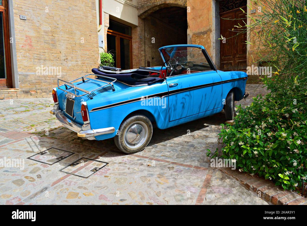 Bianchina Cabriolet Oldtimer aus dem Jahr 1960s vom italienischen Automobilhersteller Autobianchi Stockfoto