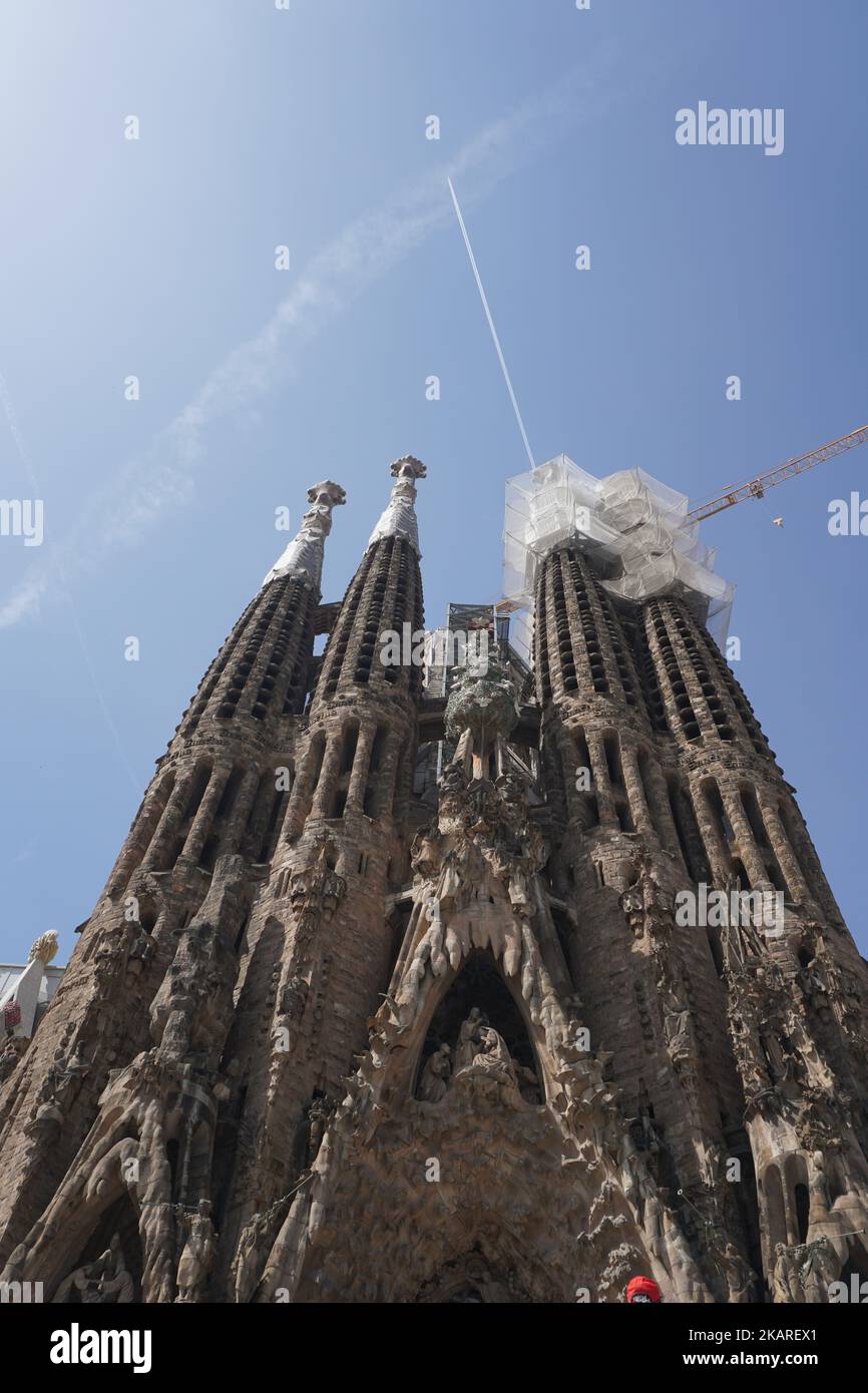 Der Basílica i Temple Expiatori de la Sagrada Família, auf Spanisch