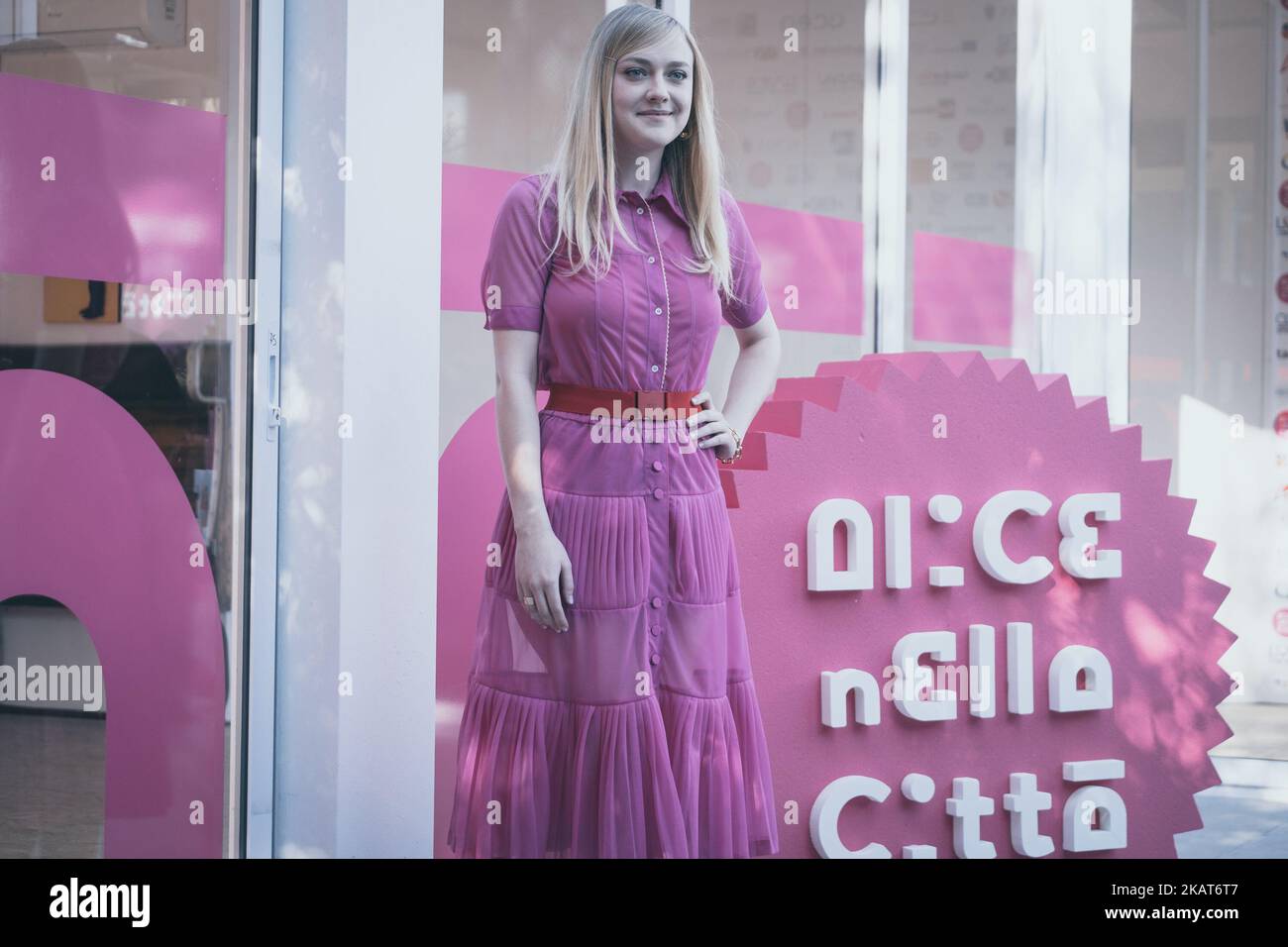 Dakota Fanning nimmt am 31. Oktober 2017 in Rom, Italien, an der Fotozelle „Bitte stehen Sie bei“ Teil, die während des Rome Film Fest 12. in der Casa Alice stattfand. (Foto von Luca Carlino/NurPhoto) Stockfoto