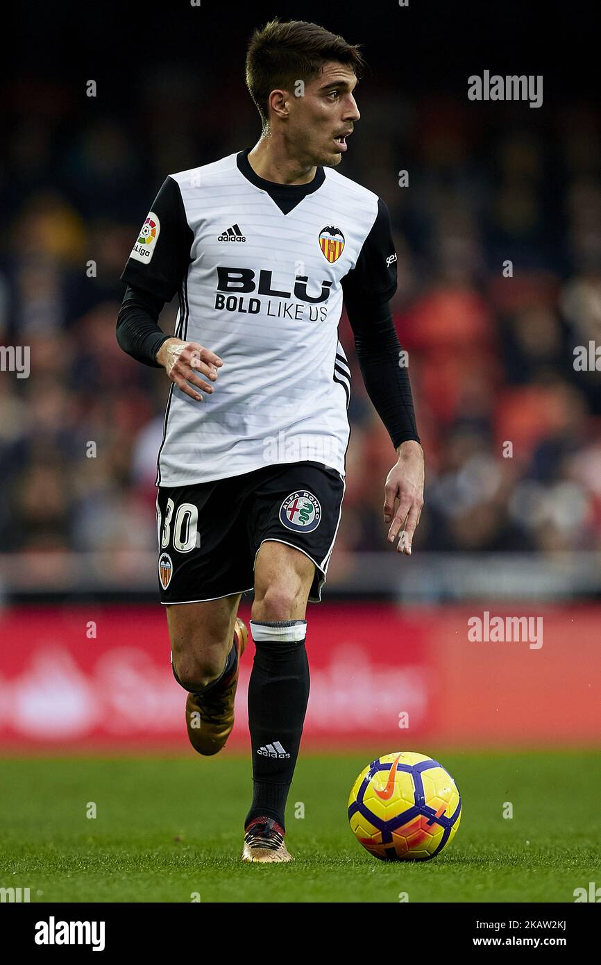 Nacho Vidal von Valencia CF mit dem Ball während des La Liga-Spiels zwischen Valencia CF und dem FC Girona in Mestalla am 6. Januar 2018 in Valencia, Spanien (Foto: David Aliaga/NurPhoto) Stockfoto