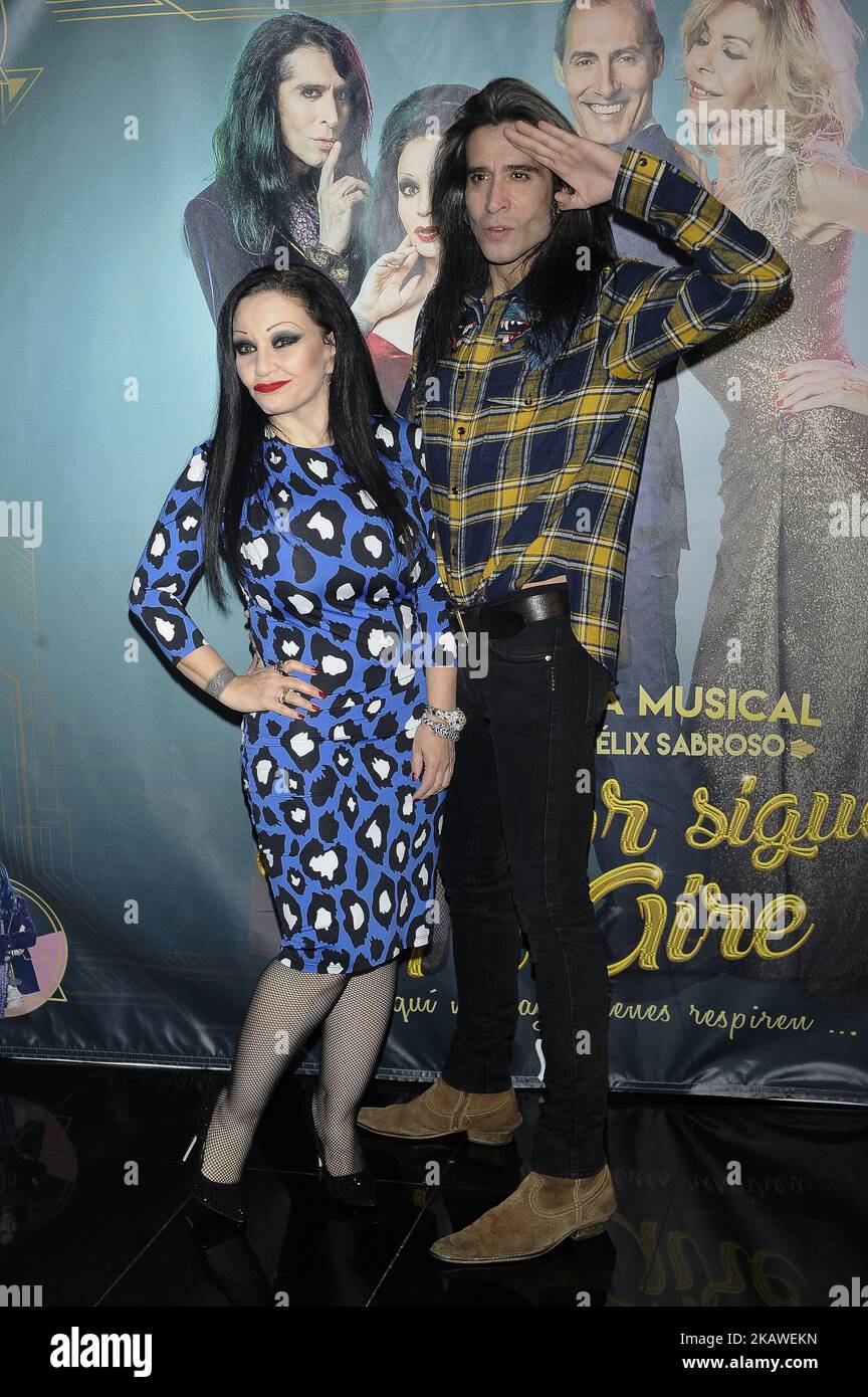 (L-R) die spanische Sängerin Alaska, Olvido Gara und Mario Vaquerizo nehmen am 6. Februar 2018 an der Fotozelle „El Amor Sigue en El Aire“ im Vinci Capitol Hotel in Madrid, Spanien, Teil. (Foto von Oscar Gonzalez/NurPhoto) Stockfoto