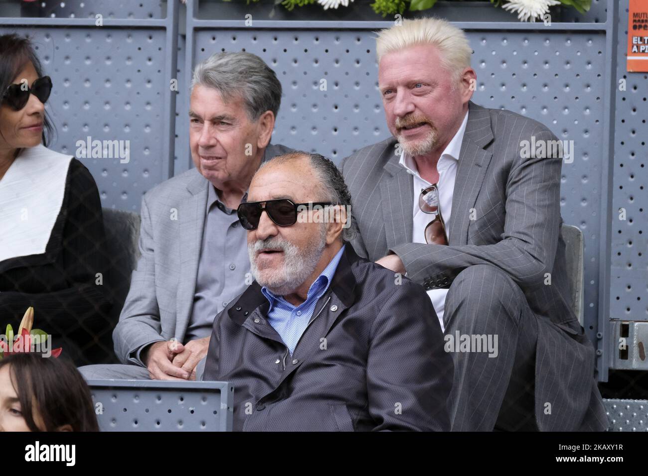 Boris Becker, Manolo Santana und Ion Èširiac beim Frauenfinale am achten Tag des Mutua Madrid Open Tennisturniers im Caja Magica in Madrid, Spanien. Am 12. Mai 2018 in Madrid, Spanien. (Foto von Oscar Gonzalez/NurPhoto) Stockfoto