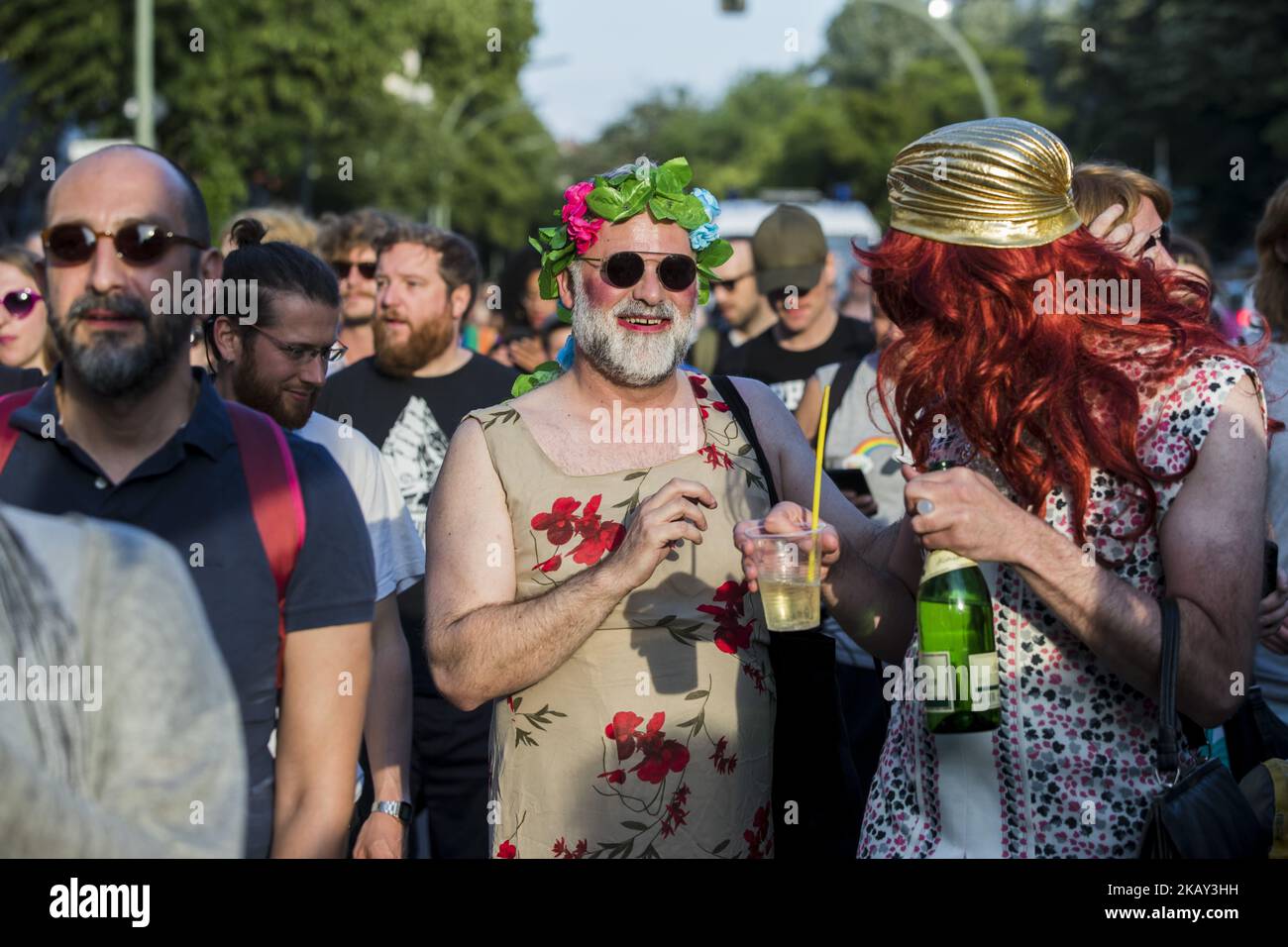 Am 26. Mai 2018 wird in Berlin ein Tuntenpaziergang (Queer Queens Walk) besucht, um gegen Homophobie und für LGBTI-Rechte und -Vielfalt zu protestieren. (Foto von Emmanuele Contini/NurPhoto) Stockfoto