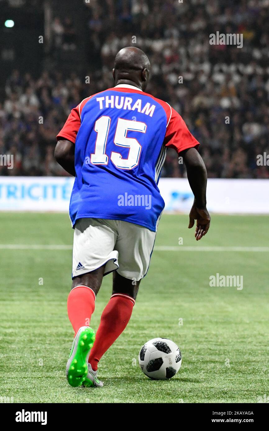 Lilian Thuram während eines Fußballspiels zwischen der französischen Fußballnationalmannschaft der Weltmeisterschaft 1998 und der FIFA 98, das aus ehemaligen internationalen Spielern besteht, anlässlich des 20.. Jahrestages des französischen Fußballsieges 1998 am 12. Juni 2018 in der U Arena in Nanterre bei Paris. (Foto von Julien Mattia/NurPhoto) Stockfoto