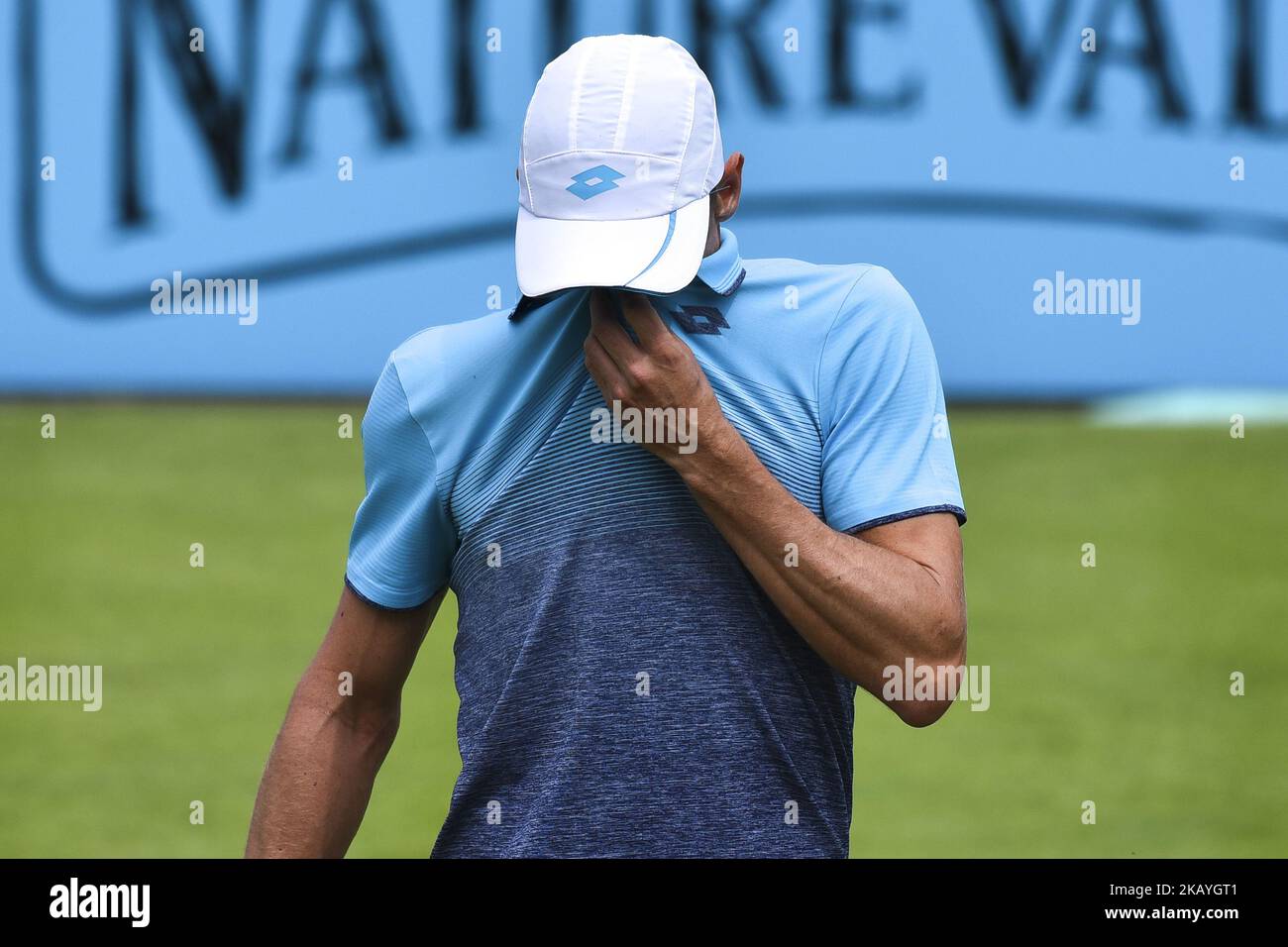 John Millman (AUS) in Aktion während der Fever-Tree Championships 1. Rundenspiel gegen Novak Djokovic (SRB) im Queen's Club, London, am 19. Juni 2018 (Foto: Alberto Pezzali/NurPhoto) Stockfoto