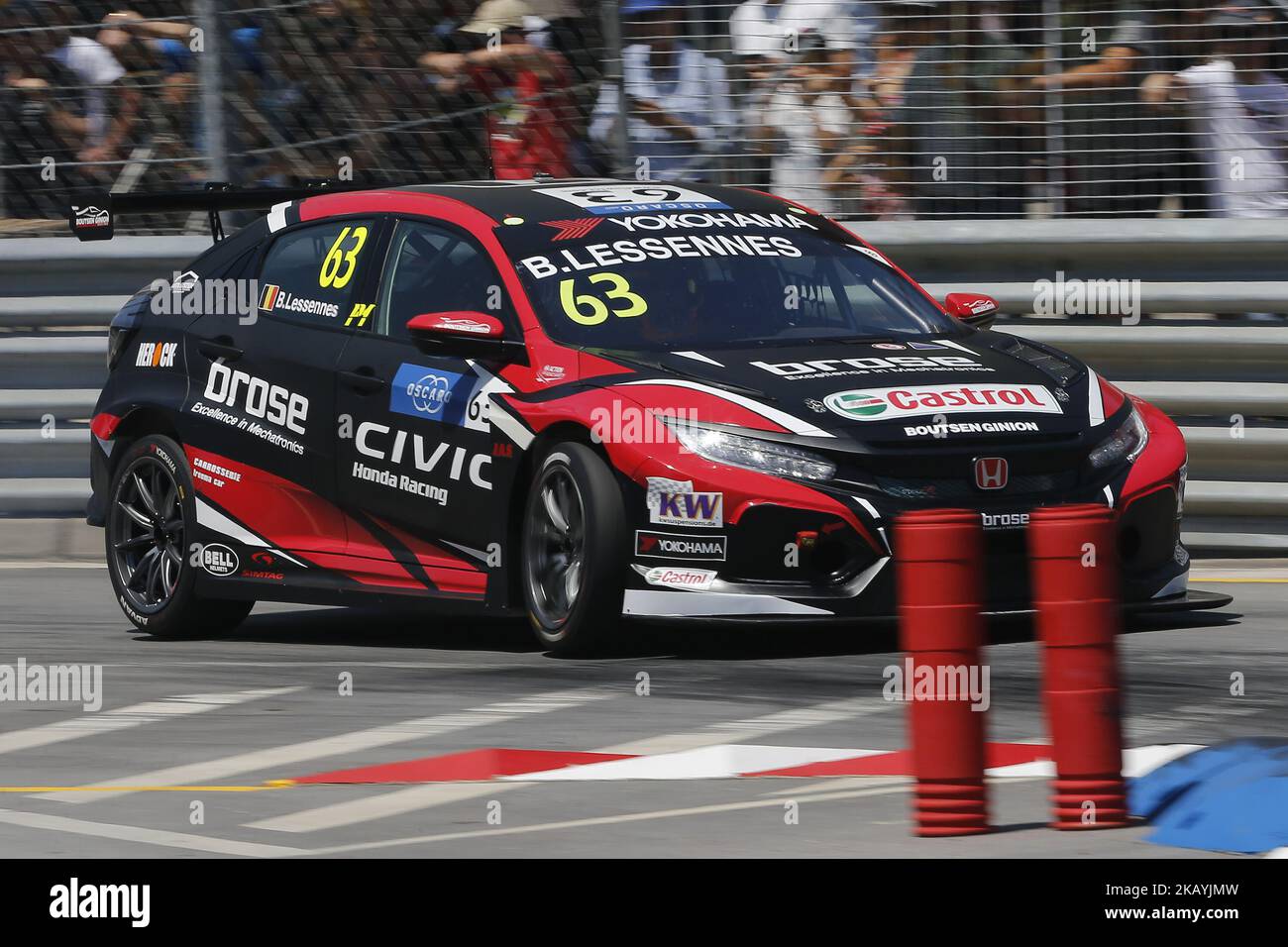 Benjamin Lessennes aus Belgien im Honda Civic Type R TCR von Boutsen Ginion Racing beim Rennen 1 des FIA WTCR 2018 World Touring Car Cup Race of Portugal, Vila Real, 23. Juni 2018. (Foto von Bruno Barros / DPI / NurPhoto) Stockfoto