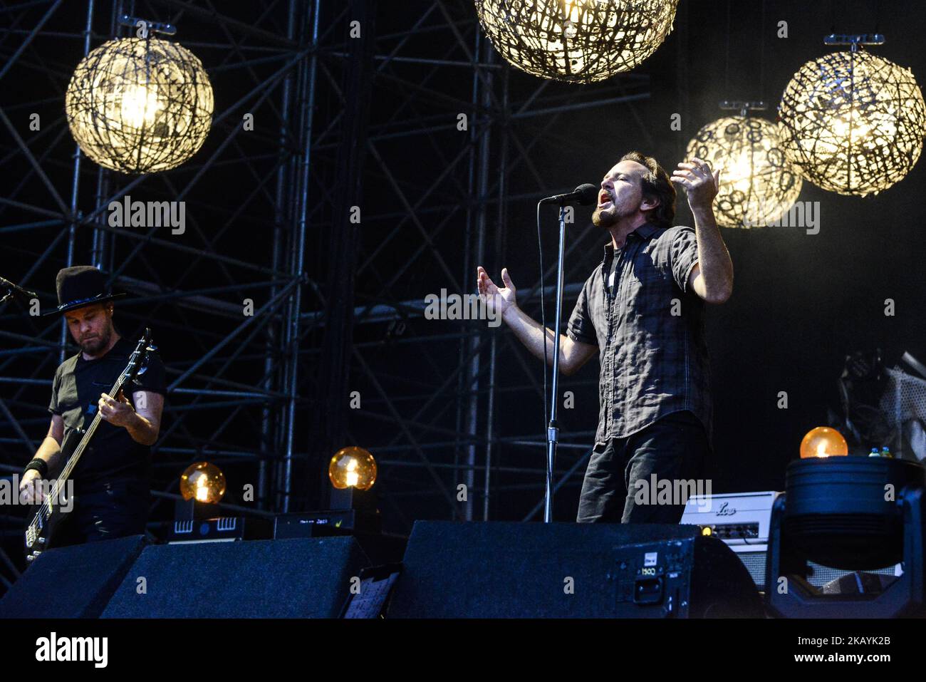 „Pearl Jam live at Stadio Euganeo“ Concerto dei Pearl Jam a Padova presso lo Stadio Euganeo. Padova 24 Giugno 2018. Im Bild Eddie Vedder (Foto von Roberto Silvino/NurPhoto) Stockfoto