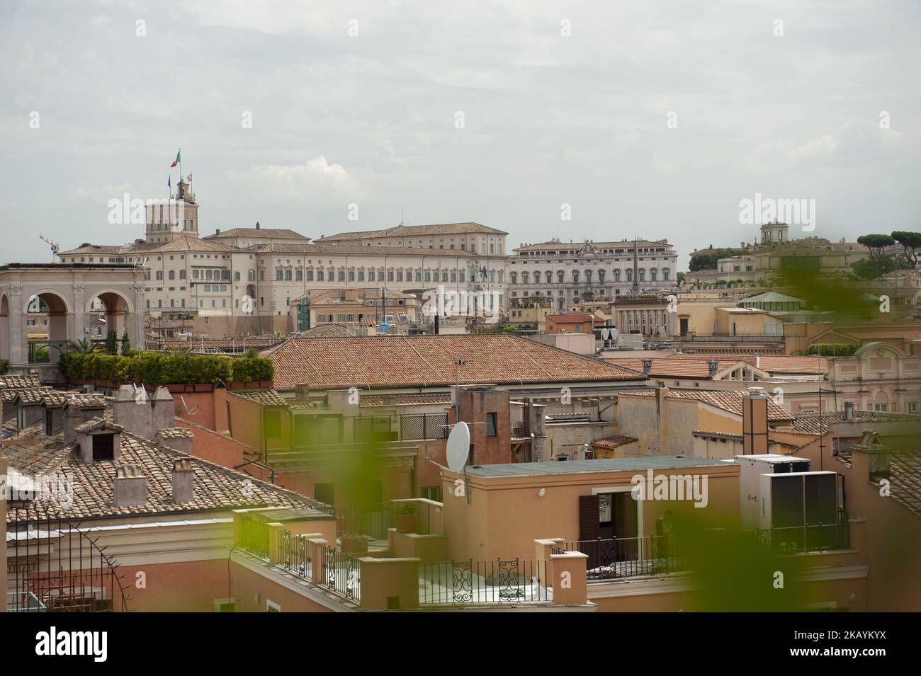 Palazzo del Quirinale (Quirinale-Palast) auf dem gleichnamigen Hügel mit Blick auf den gleichnamigen Platz; Seit 1870 ist es die offizielle Residenz des Königs von Italien und seit 1946 ist es die offizielle Residenz des Präsidenten der Italienischen Republik in Rom, Italien, am 28. Mai 2018.(Foto: Omar Bai/NurPhoto) Stockfoto