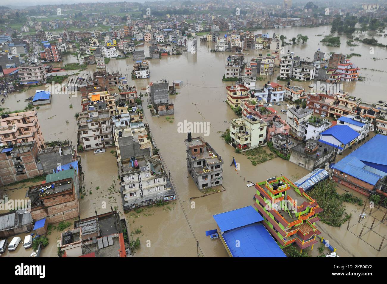 Eine ariel-Ansicht des überfluteten Gebiets, das am Donnerstag, den 12. Juli 2018, von River betroffen war, aufgrund der unaufhörlichen Regenfälle in Thimi, Bhaktapur, Nepal. Das normale Leben im ganzen Land, einschließlich des Kathmandu-Tals, ist seit Mittwochabend durch unaufhörliche Niederschläge beeinträchtigt worden. (Foto von Narayan Maharjan/NurPhoto) Stockfoto