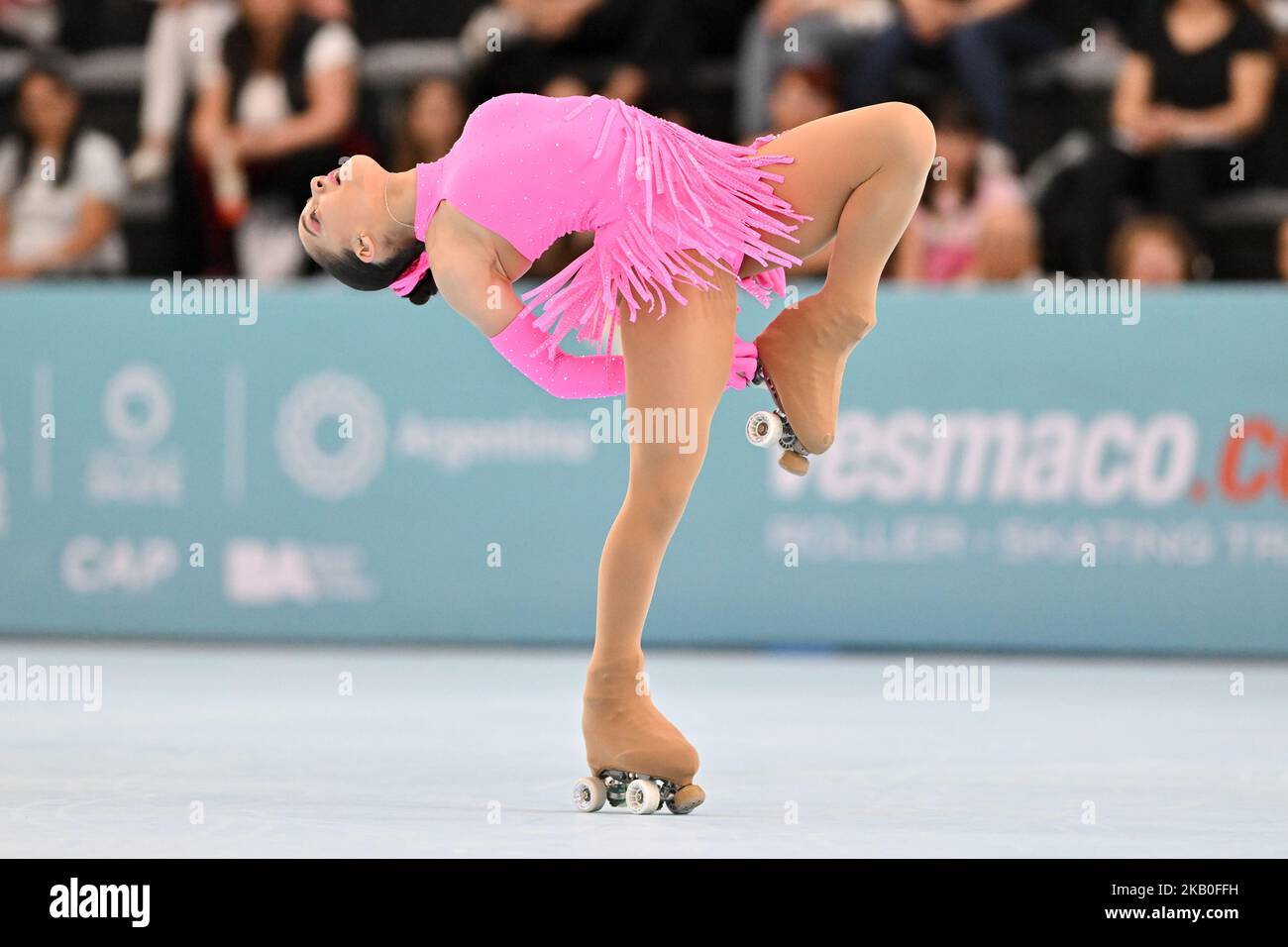 CATARINA CRAVEIRO, Portugal, tritt in Junior Women - Short Program bei den Artistic World Skate Games 2022 im Youth Olympic Park - Amrica Pabelln, am 1. November 2022 in Buenos Aires, Argentinien auf. Quelle: Raniero Corbelletti/AFLO/Alamy Live News Stockfoto