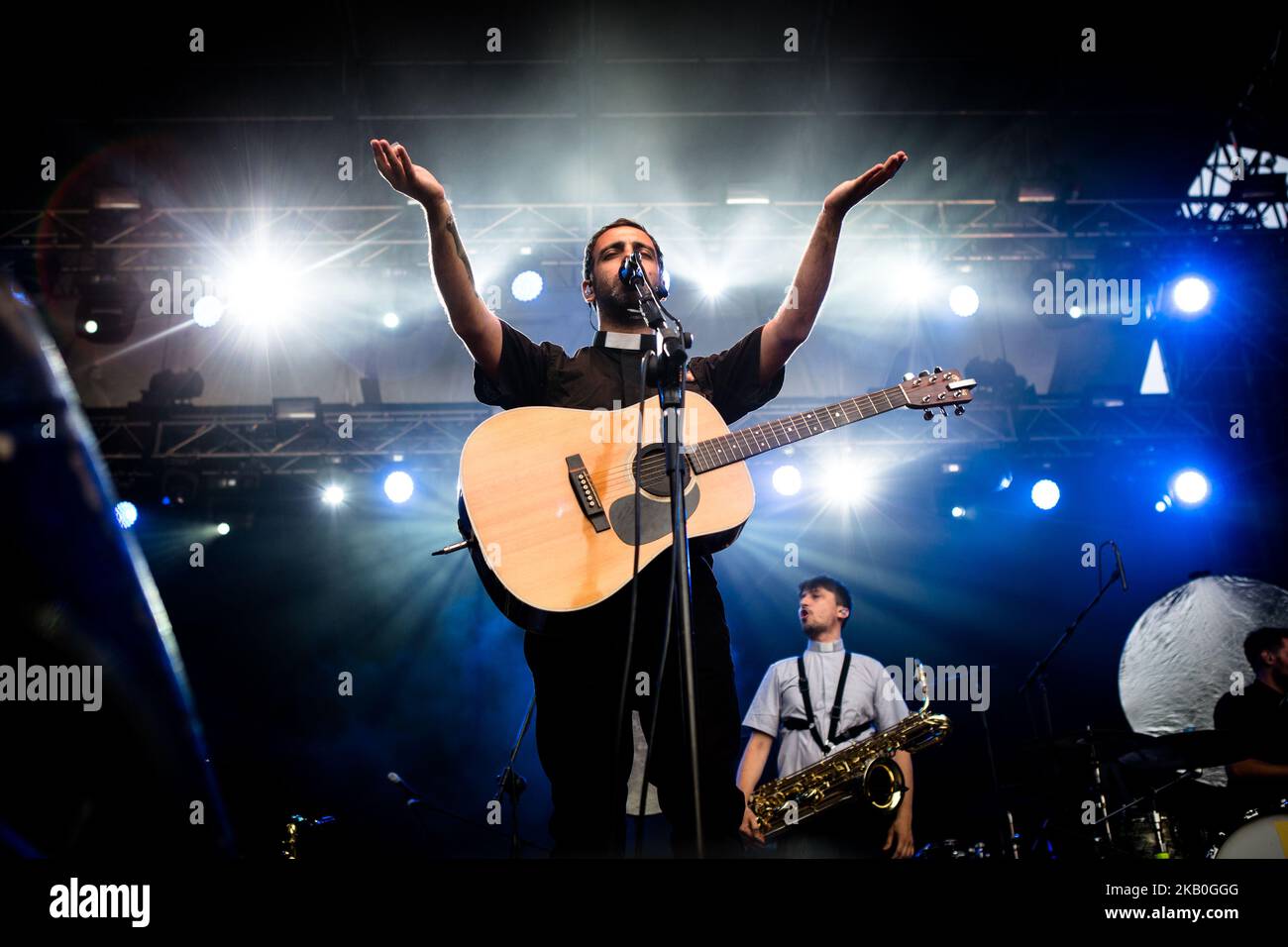 Der italienische Indie-Pop-Sänger und Songwriter Colapesce auf der Bühne beim heutigen Festival 2018 in Turin, Italien (Foto: Roberto Finizio/NurPhoto) Stockfoto