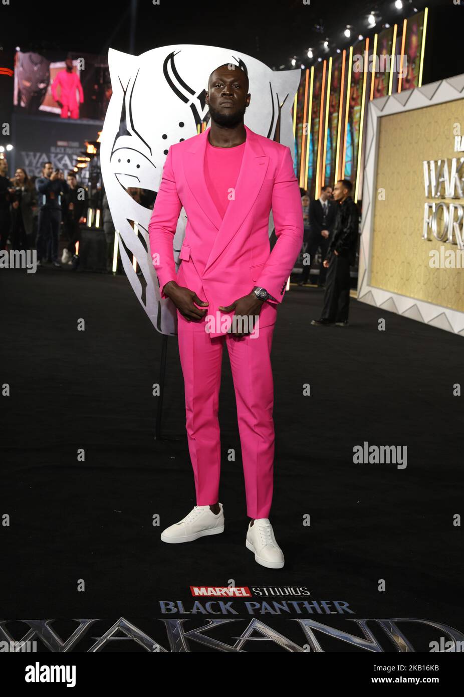 Stormzy bei der Europa-Premiere von Black Panther: Wakanda Forever am Cineworld Leicester Square in London. Bilddatum: Donnerstag, 3. November 2022. Stockfoto