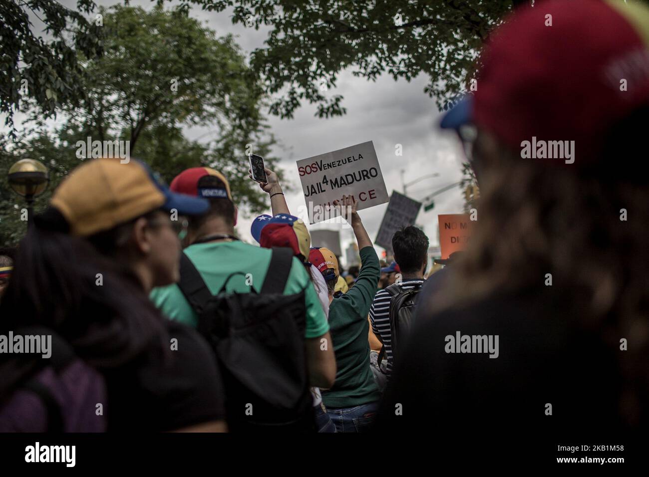 Menschen aus Venezuela, die in New York leben, hielten vor dem Hauptsitz der Vereinten Nationen einen Protest ab. 27. September 2018; New York. (Foto von Turjoy Chowdhury/NurPhoto) Stockfoto