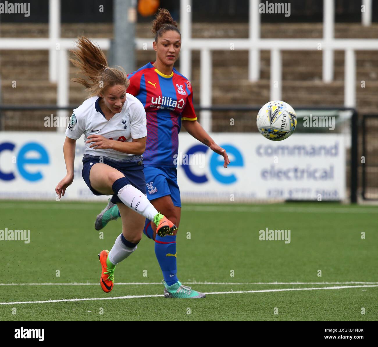 Angela Addison von Tottenham Hotspur Ladies erzielt am 30. September 2018 das Siegtreffer während des zweiten Spiels der Super League zwischen Crystal Palace Ladies FC und Tottenham Hotspur Ladies im H2T Group Stadium, Hayes, Bromley Football Club, England. (Foto von Action Foto Sport/NurPhoto) Stockfoto