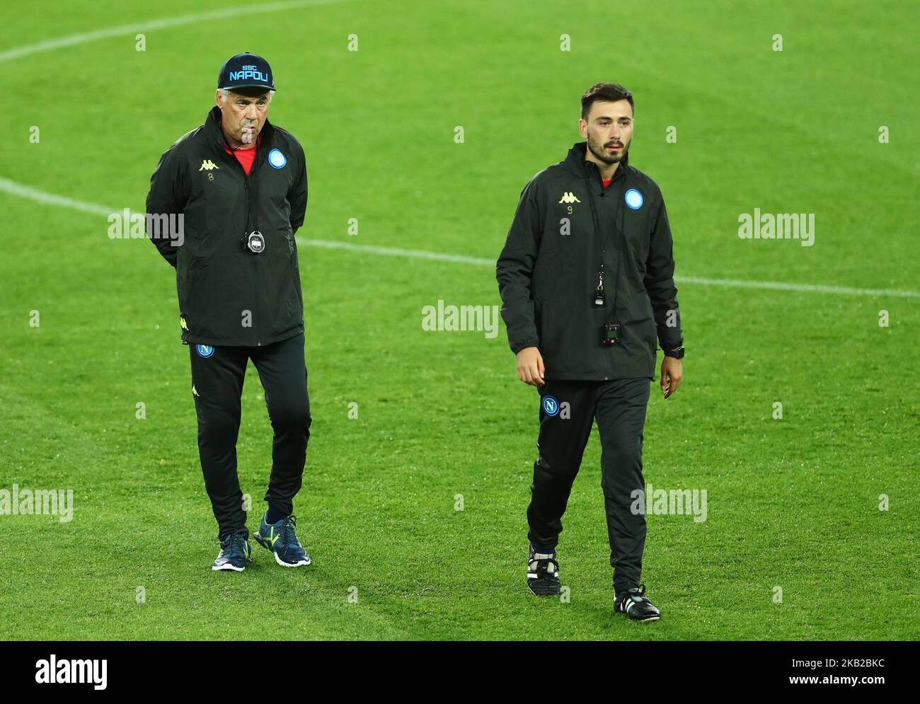 SSC Napoli Training : UEFA Champions League Group C Napoli Trainer Carlo Ancellotti mit dem Sohn und Assistenten Davide am 23. Oktober 2018 im Parc des Princes in Paris, Frankreich. (Foto von Matteo Ciambelli/NurPhoto) Stockfoto