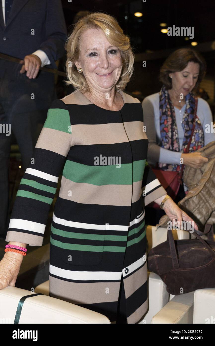 ESPERANZA AGUIRRE während der Präsentation des Buches THE FUTURE IS TODAY (EL FUTURO es HOY) des Autors JOSE MARIA AZNAR EN in Madrid. Spanien. Am 23. Oktober 2018 (Foto von Oscar Gonzalez/NurPhoto) Stockfoto