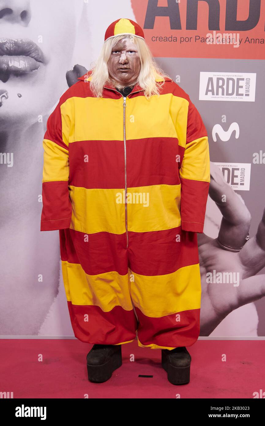 ESTY Quesada nimmt an der Premiere der Fernsehserie „Arde Madrid“ Photocall im Callao Cinema in Madrid, Spanien, am 7. November 2018 Teil (Foto: Gabriel Maseda/NurPhoto) Stockfoto