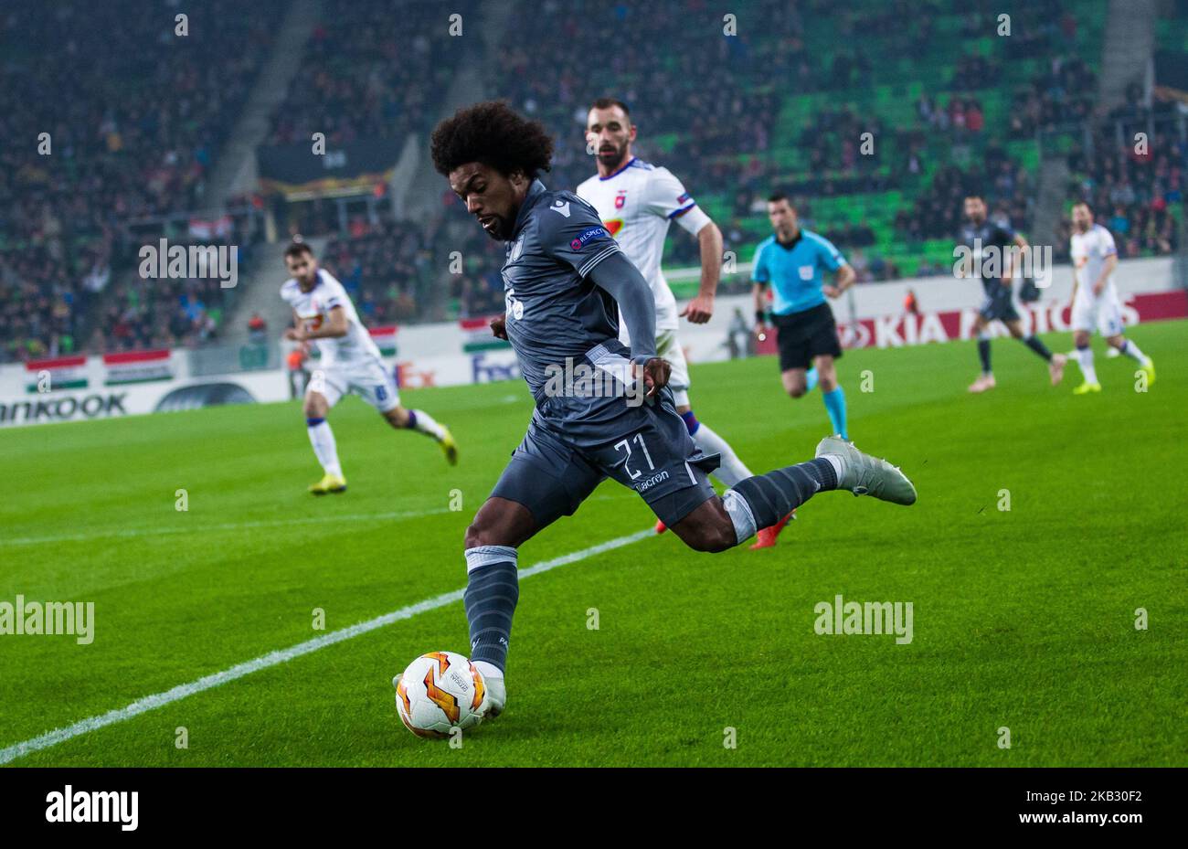 Diego Biseswar in Aktion während des UEFA Europa League Group L-Spiels zwischen dem FC MOL Vidi und dem FC PAOK im Groupama-Stadion am 08. November 2018 in Budapest, Ungarn. (Foto von Robert Szaniszló/NurPhoto) Stockfoto