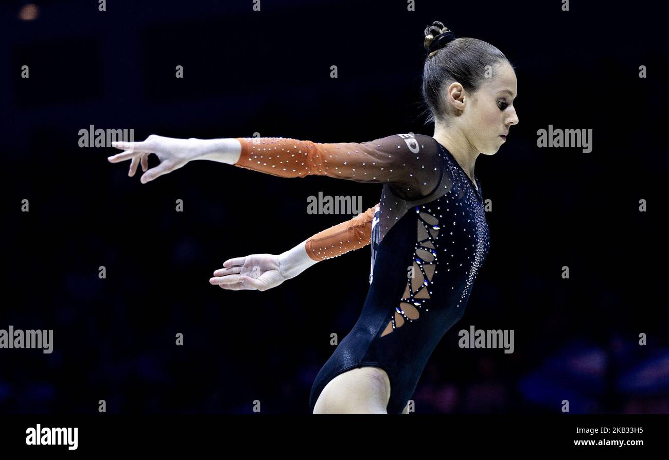 Liverpool, UK, 2022-11-03 19:26:10 LIVERPOOL - Naomi Visser während des Frauen-Allround-Finales bei den Weltmeisterschaften der Gymnastik in Liverpool. ANP IRIS VAN DEN BROEK niederlande Out - belgien Out Stockfoto