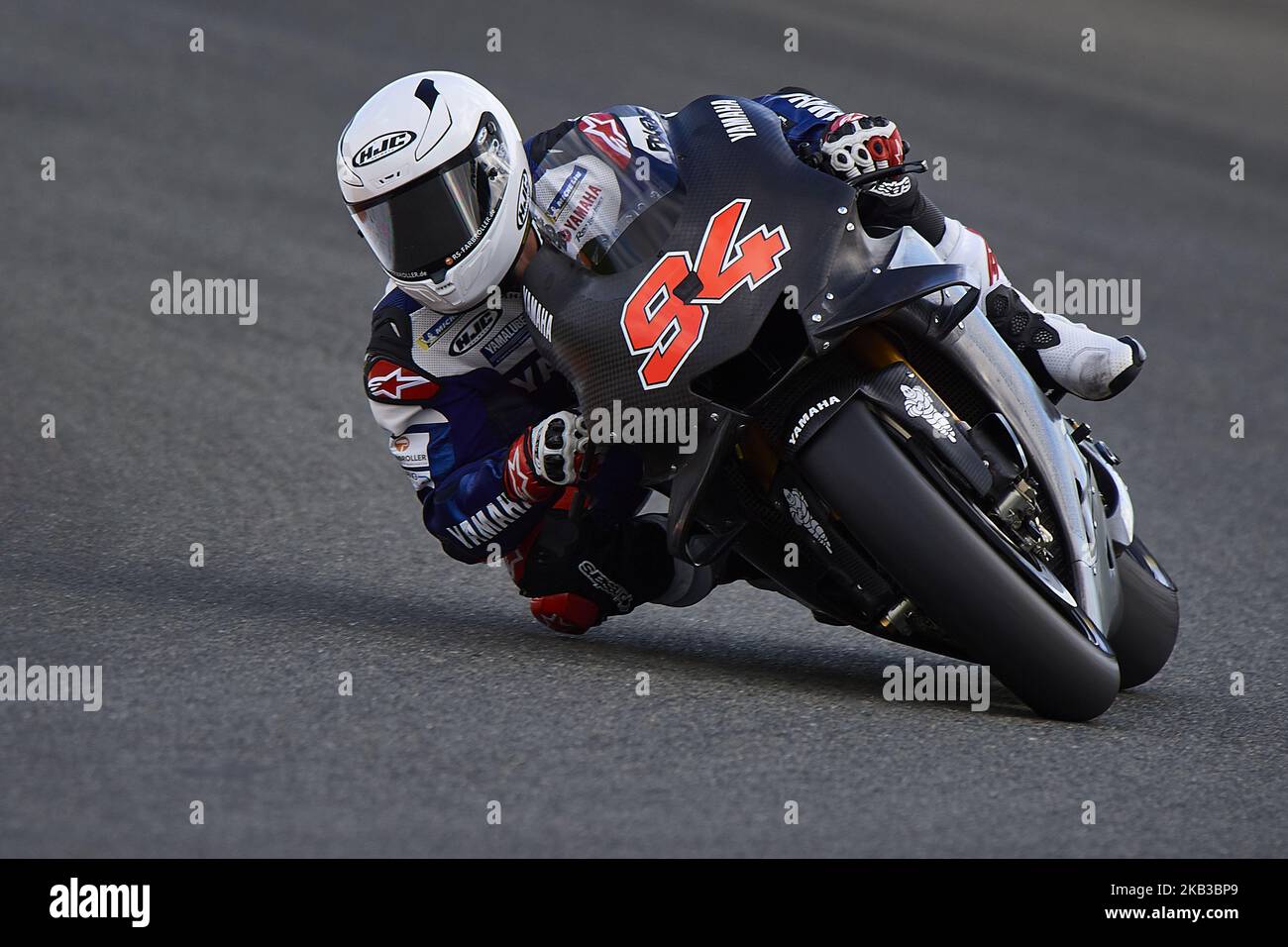 Jonas Folger (94) aus Deutschland und Yamaha Factory Racing beim Test der neuen MotoGP-Saison 2019 auf dem Ricardo Tormo Circuit in Valencia, Spanien am 20.. November 2018 (Foto: Jose Breton/NurPhoto) Stockfoto