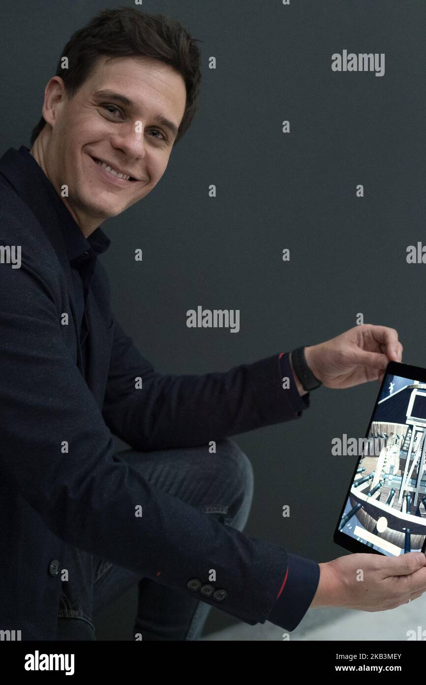 Christian Galvez während der Präsentation der Ausstellung "Leonardo da Vinci: Die Gesichter des Genies" im Palacio de las Alhajas in Madrid. Spanien. 28. November 2018 (Foto von Oscar Gonzalez/NurPhoto) Stockfoto