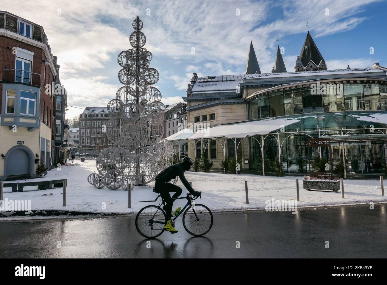 Die schneebedeckte Stadt Spa in Belgien am 16. Dezember 2018. (Foto von Nicolas Economou/NurPhoto) Stockfoto