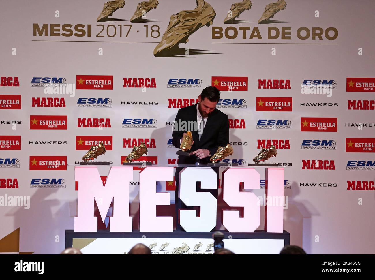 Lieferung des Goldenen Schuhs an Leo Messi, der am 18.. Dezember 2018 als bester europäischer Torschütze der Saison 2017/18 in Barcelona, Spanien, gilt. (Foto von Joan Valls/Urbanandsport/NurPhoto) Stockfoto