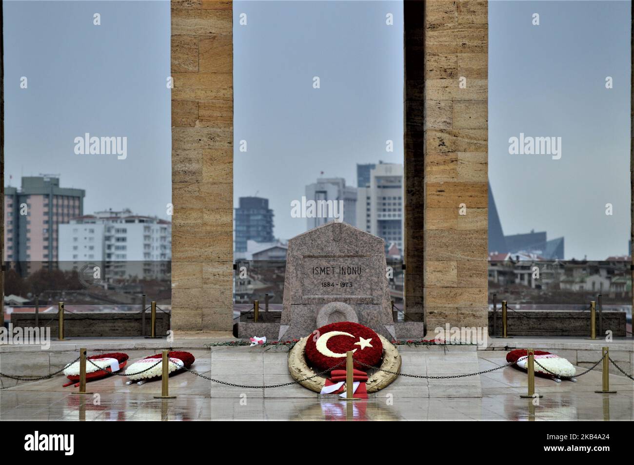 Das Grab von Ismet Inonu, dem zweiten Präsidenten der modernen Türkei und Nachfolger von Mustafa Kemal Atatürk, ist in Anitkabir am 45.. Todestag von Ismet Inonu am 25. Dezember 2018 in Ankara, Türkei, zu sehen. (Foto von Altan Gocher/NurPhoto) Stockfoto