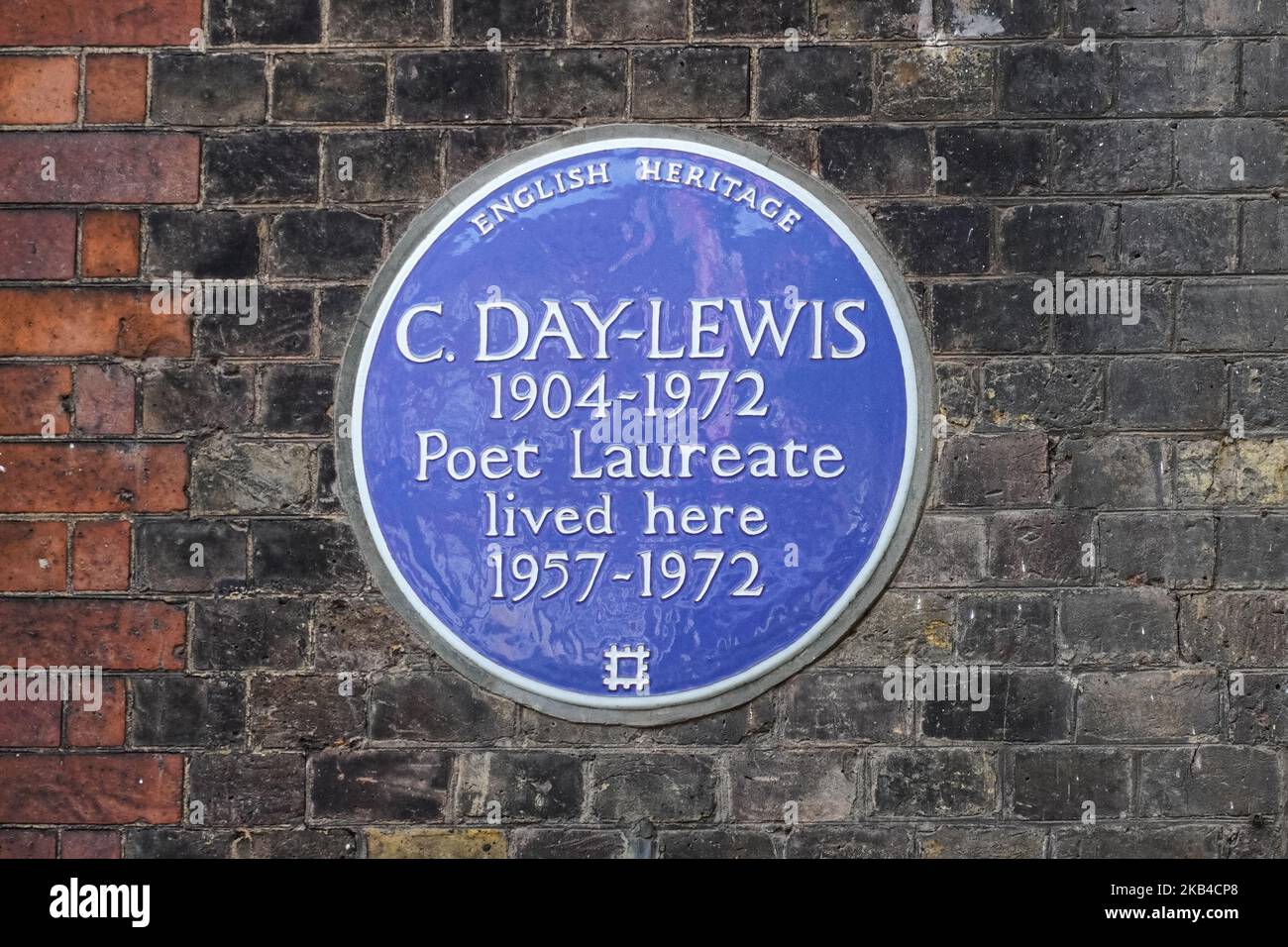 Eine blaue Plakette des Dichters C. Day-Lewis, London England Vereinigtes Königreich Stockfoto