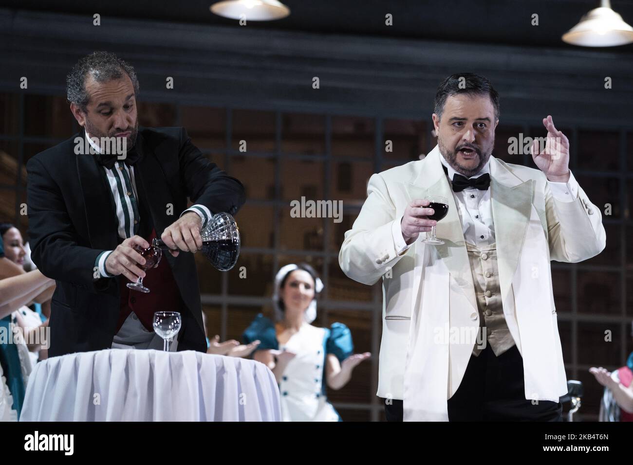 Schauspieler während der Aufführung der Oper DER SCHLAF EINER SOMMERNACHT (el sueno de una noche de verano) im Teatro de la Zarzuela in Madrid. 23. Januar 2019 (Foto von Oscar Gonzalez/NurPhoto) Stockfoto