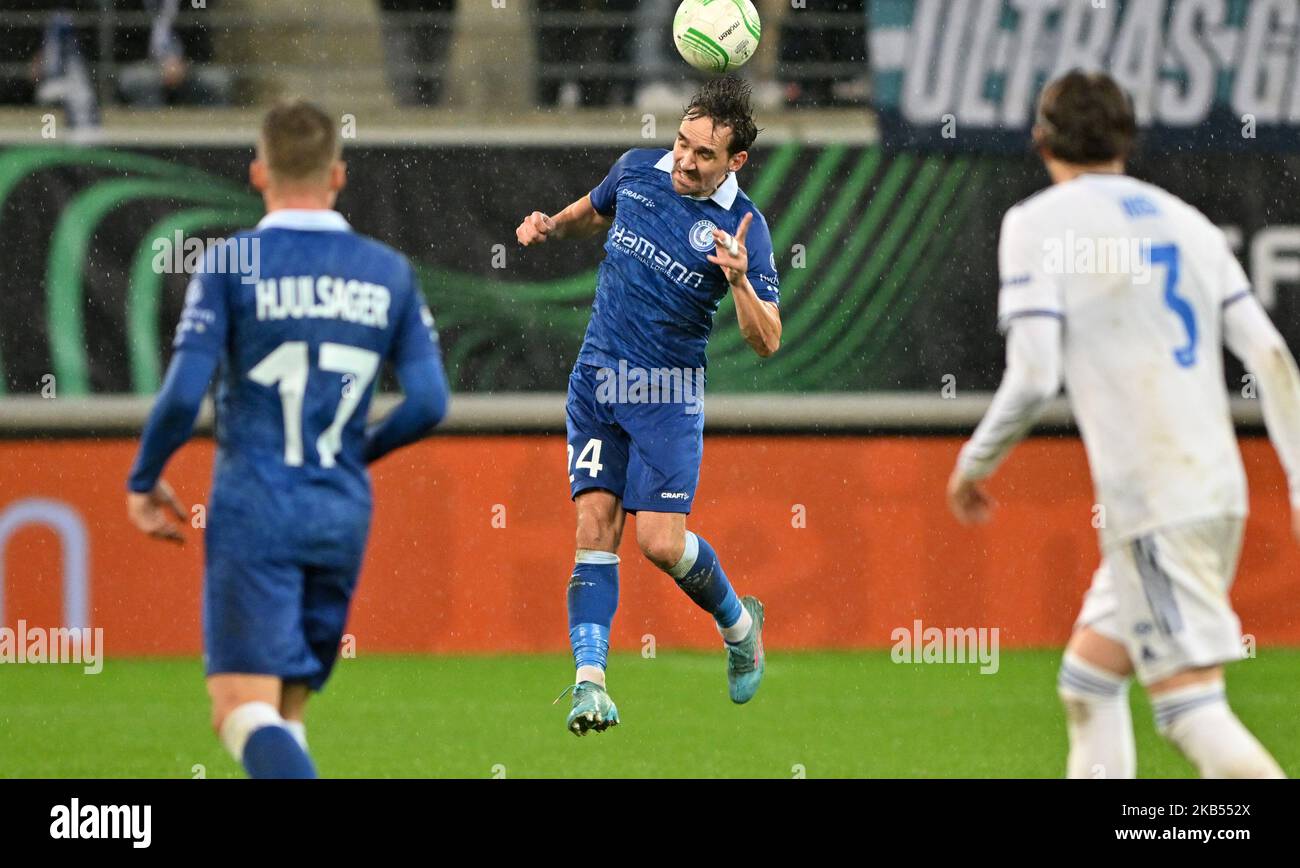 Gent, Belgien. 03/11/2022, Sven Kums (24) von Gent während eines Fußballspiels zwischen AA Gent und Molde FK während des sechsten und letzten Spieltages in der Gruppe F in der UEFA Europa Conference League für die Saison 2022-2023 abgebildet , am Donnerstag, 3. November 2022 in Gent , Belgien . FOTO DAVID CATRY | SPORTPIX Stockfoto