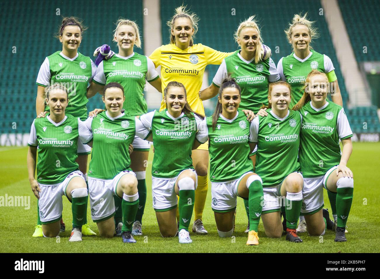 Foto des Hibernian-Teams vor dem UEFA Women's Champions League-Lauf 32 des ersten Beinspieles zwischen dem Hibernian FC und SK Slavia Praha am 11. September 2019 in Edinburgh, Schottland. (Foto von Ewan Bootman/NurPhoto) Stockfoto