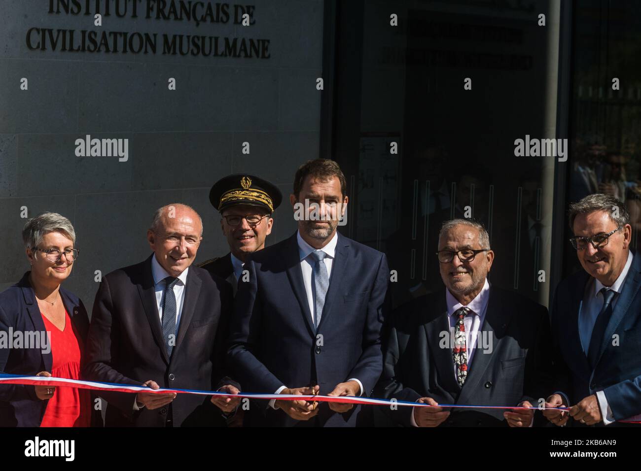 Einweihung des französischen Instituts für muslimische Zivilisation in Lyon, Frankreich, am 19. September 2019. Der Innenminister Christophe Castaner war neben dem Rektor der Großen Moschee von Lyon, Kamel Kabtane, dem Bürgermeister der Stadt Gérard Collomb, dem Präsidenten der Stadt David Kimelfeld und dem Präfekten Pascal Mailhos anwesend. (Foto von Nicolas Liponne/NurPhoto) Stockfoto