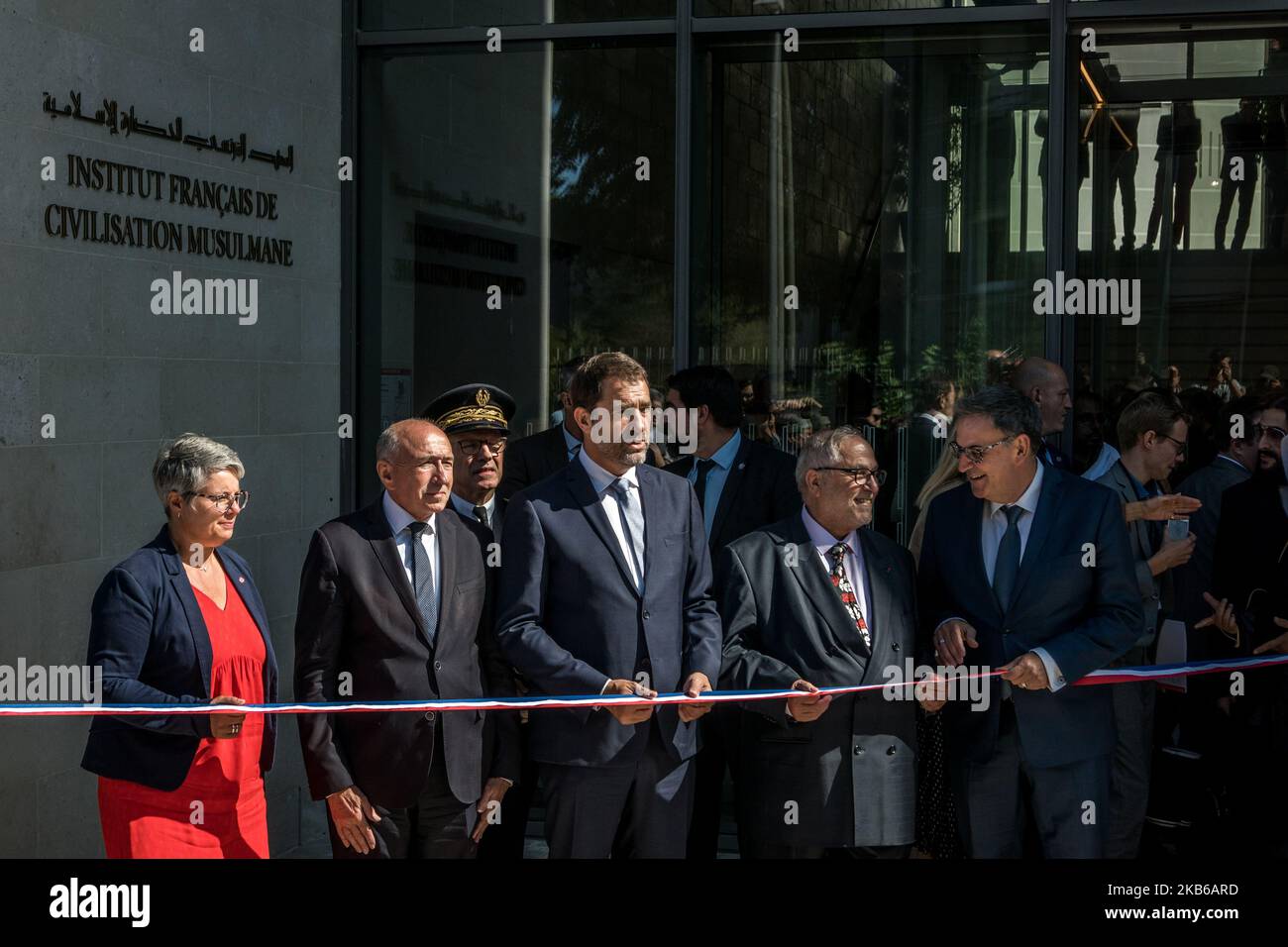 Einweihung des französischen Instituts für muslimische Zivilisation in Lyon, Frankreich, am 19. September 2019. Der Innenminister Christophe Castaner war neben dem Rektor der Großen Moschee von Lyon, Kamel Kabtane, dem Bürgermeister der Stadt Gérard Collomb, dem Präsidenten der Stadt David Kimelfeld und dem Präfekten Pascal Mailhos anwesend. (Foto von Nicolas Liponne/NurPhoto) Stockfoto