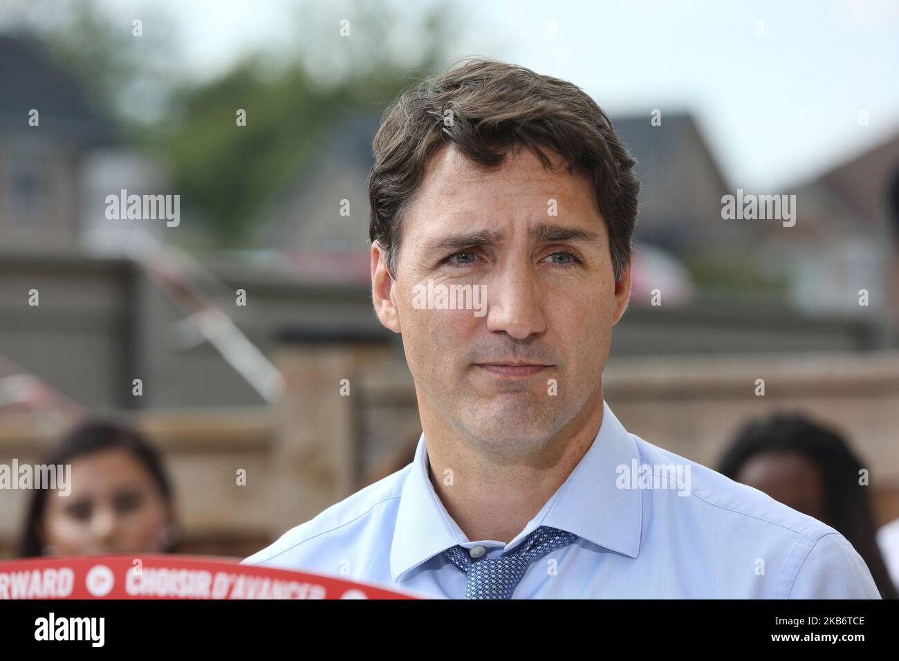 Justin Trudeau, Vorsitzender der Liberalen Partei Kanadas, hält am 22. September 2019 vor den Bundestagswahlen 2019 eine Rede auf einer Pressekonferenz in Brampton, Ontario, Kanada. Trudeau kündigte an, dass er bei einer Wiederwahl die Steuern für die Mittelschicht senken und den Kanadiern günstigere Handyrechnungen ermöglichen würde. (Foto von Creative Touch Imaging Ltd./NurPhoto) Stockfoto