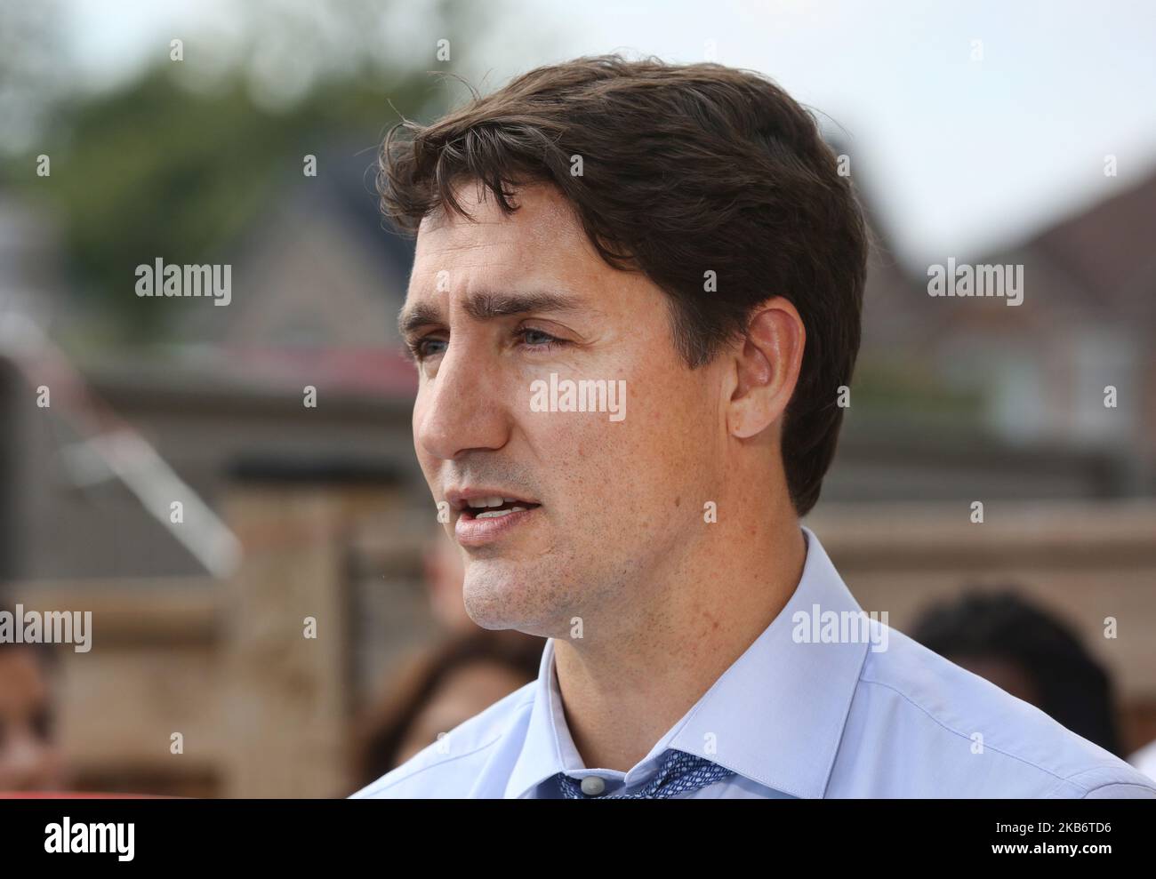 Justin Trudeau, Vorsitzender der Liberalen Partei Kanadas, hält am 22. September 2019 vor den Bundestagswahlen 2019 eine Rede auf einer Pressekonferenz in Brampton, Ontario, Kanada. Trudeau kündigte an, dass er bei einer Wiederwahl die Steuern für die Mittelschicht senken und den Kanadiern günstigere Handyrechnungen ermöglichen würde. (Foto von Creative Touch Imaging Ltd./NurPhoto) Stockfoto