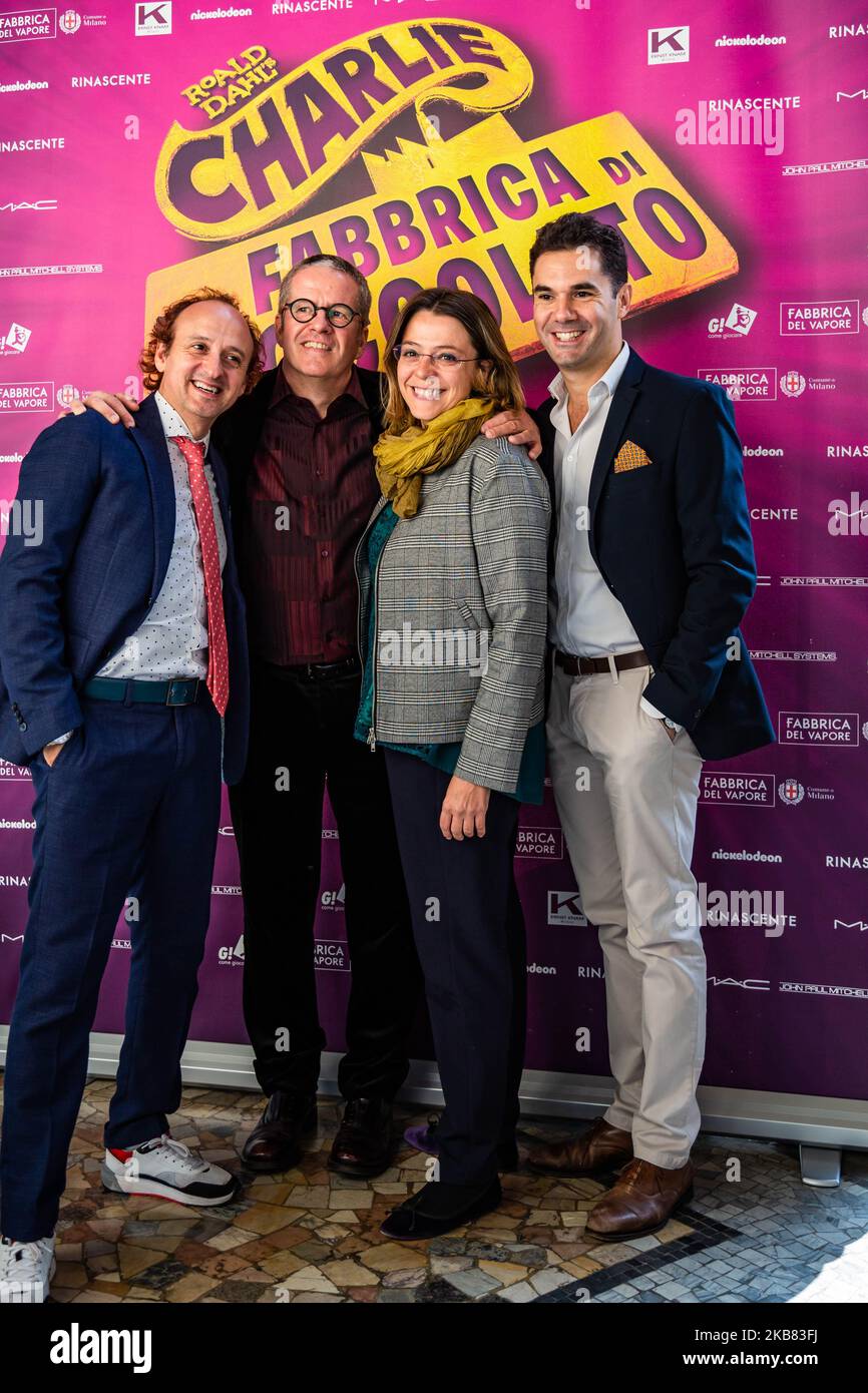 Ernst Knam, Christian Ginepro, Federico Bellone, Anna Scavuzzo bei der Fotokonferenz zum Musical 'Charlie e la Fabbrica di Cioccolato' am 11. Oktober 2019 in Mailand, Italien. (Foto von Valeria Portinari/NurPhoto) Stockfoto