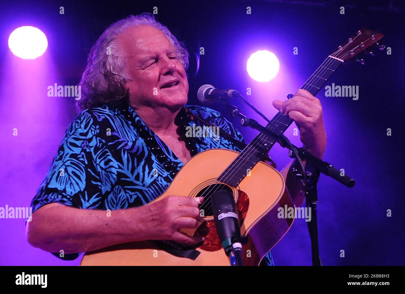 Peter Rowan tritt am 12. Oktober 4. beim jährlichen Suwannee Roots Revival Musikfestival im Spirit of the Suwannee Music Park 2019 in Live Oak, Florida, auf. (Foto von Paul Hennessy/NurPhoto) Stockfoto