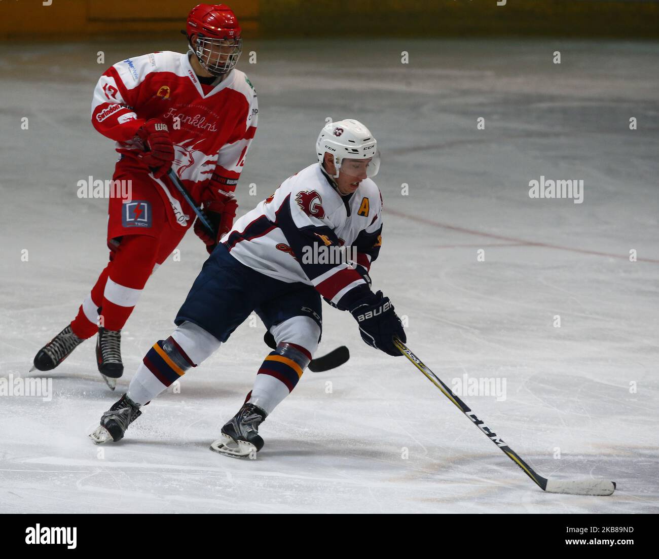 Josh Abbott von Guildford Phoenix während der National Ice Hockey League zwischen Guildford Phoenix und Swindon Wildcats 2 im Guildford Spectrum Stadium in Guildford, England am 13. Oktober 2019 (Foto von Action Foto Sport/NurPhoto) Stockfoto