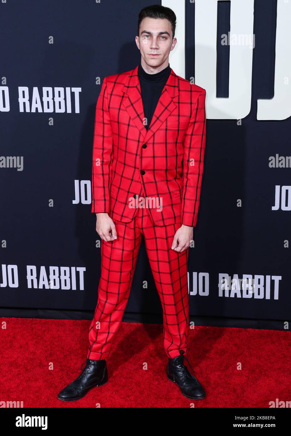 HOLLYWOOD, LOS ANGELES, KALIFORNIEN, USA - 15 2019. OKTOBER: Der Schauspieler Luke Brandon Field kommt bei der Los Angeles Premiere von Fox Searchlight's 'Jojo Rabbit' an, die am 15. Oktober 43 in Hollywood, Los Angeles, Kalifornien, USA, in der Hollywood American Legion Post stattfand. (Foto von Xavier Collin/Image Press Agency/NurPhoto) Stockfoto