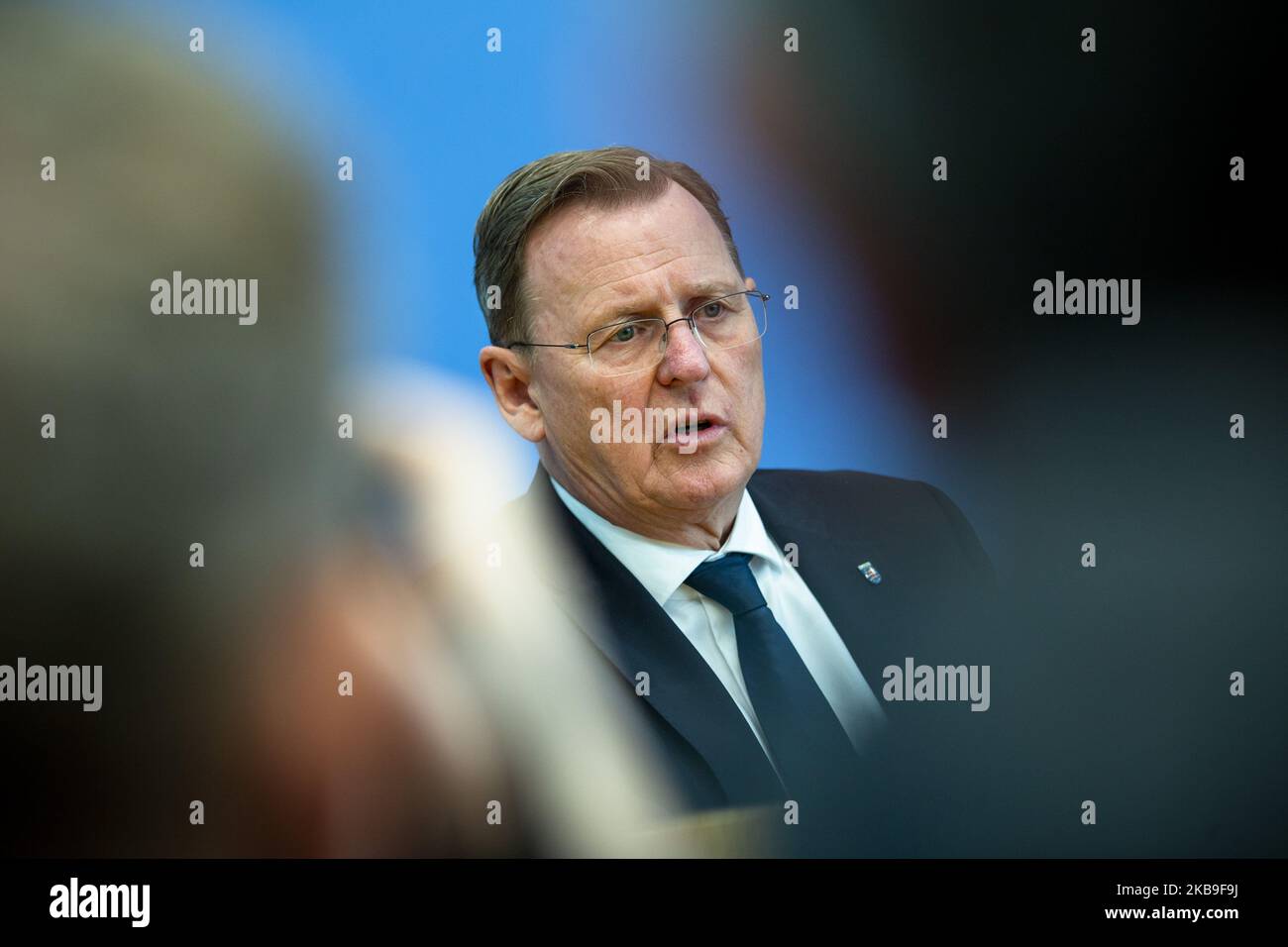 Bodo Ramelow, Hauptkandidat der Linkspartei für die Wahlen in Thüringen (die Linke), wird während einer Pressekonferenz auf der Bundespressekonferenz in Berlin am 28. Oktober 2019 abgebildet. (Foto von Emmanuele Contini/NurPhoto) Stockfoto