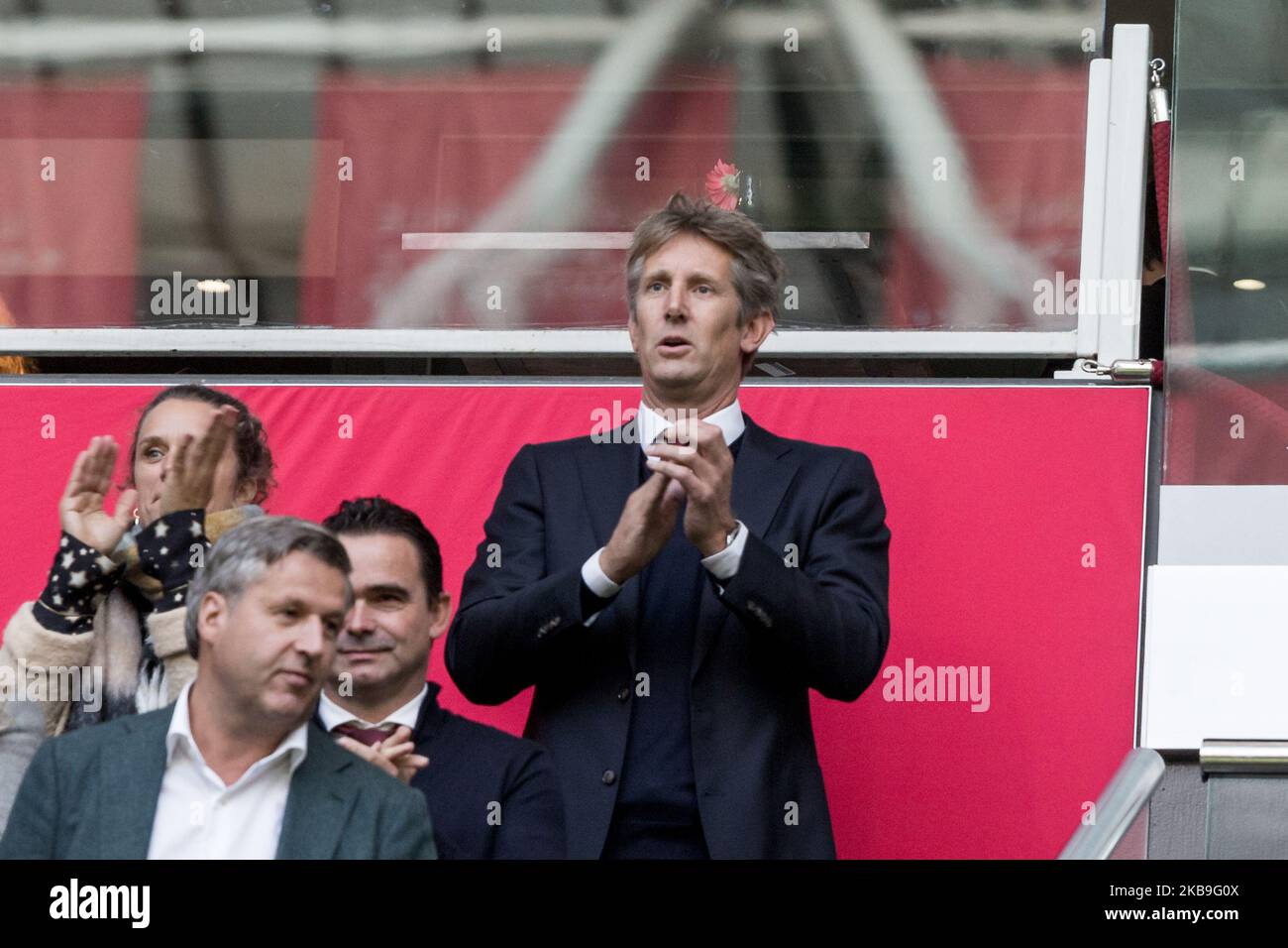 Edwin van der Sar, Generaldirektor von Ajax Amsterdam vor dem eredivisie-Spiel zwischen Ajax Amsterdam und Feyenoord Rotterdam in der Johan-Cruyff-Arena am 27. Oktober 2019 in Amsterdam, Niederlande. (Foto von Peter Niedung/NurPhoto) Stockfoto