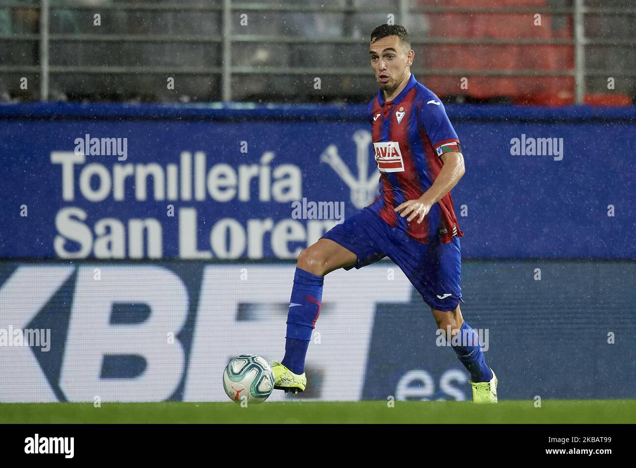 Gonzalo Escalante von Eibar in Aktion während des Liga-Spiels zwischen SD Eibar SAD und Real Madrid CF am 9. November 2019 im Ipurua Municipal Stadium in Eibar, Spanien. (Foto von Jose Breton/Pics Action/NurPhoto) Stockfoto