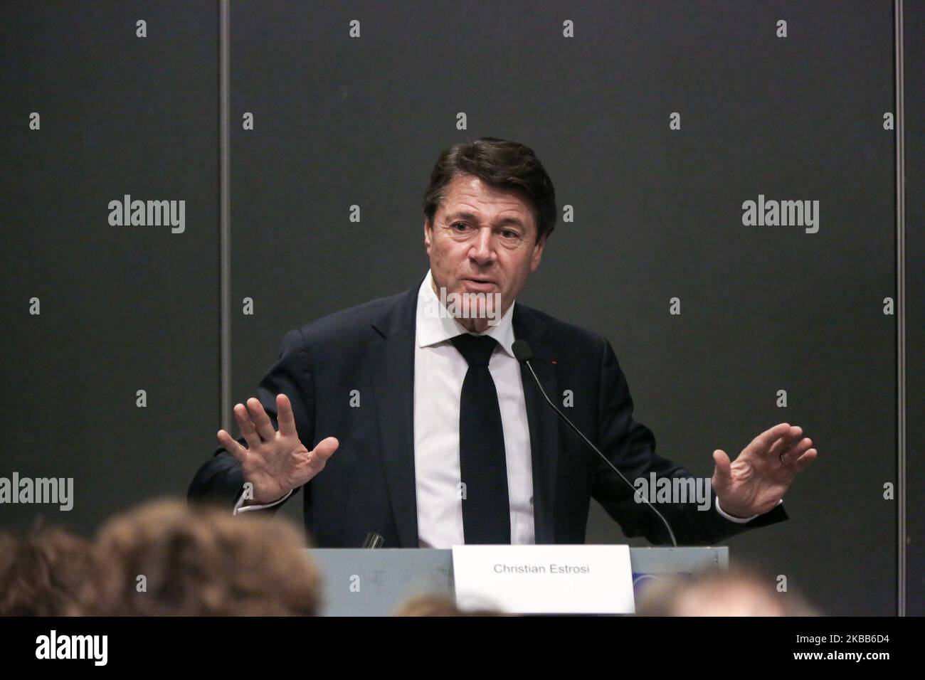 Christian Estrosi, Bürgermeister der südfrenetischen Stadt Nizza, nimmt am 17. November 2019 im Pariser Palais des Congres an der nationalen Konvention des Vertretungsrates der jüdischen Institutionen Frankreichs (CRIF - Conseil Representatif des Institutions juives de France) aus dem Jahr 10. Teil. (Foto von Michel Stoupak/NurPhoto) Stockfoto