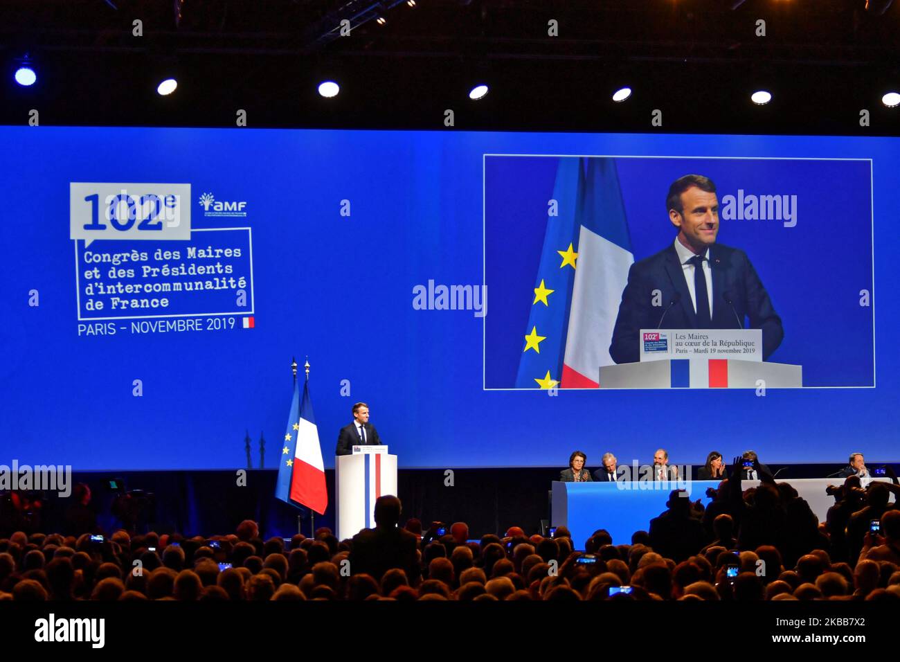 Der französische Präsident Emmanuel Macron spricht während des von der AMF-Association des Maires de France organisierten Bürgermeisterkongresses am 19. November 2019 in Paris, Frankreich. (Foto von Daniel Pier/NurPhoto) Stockfoto