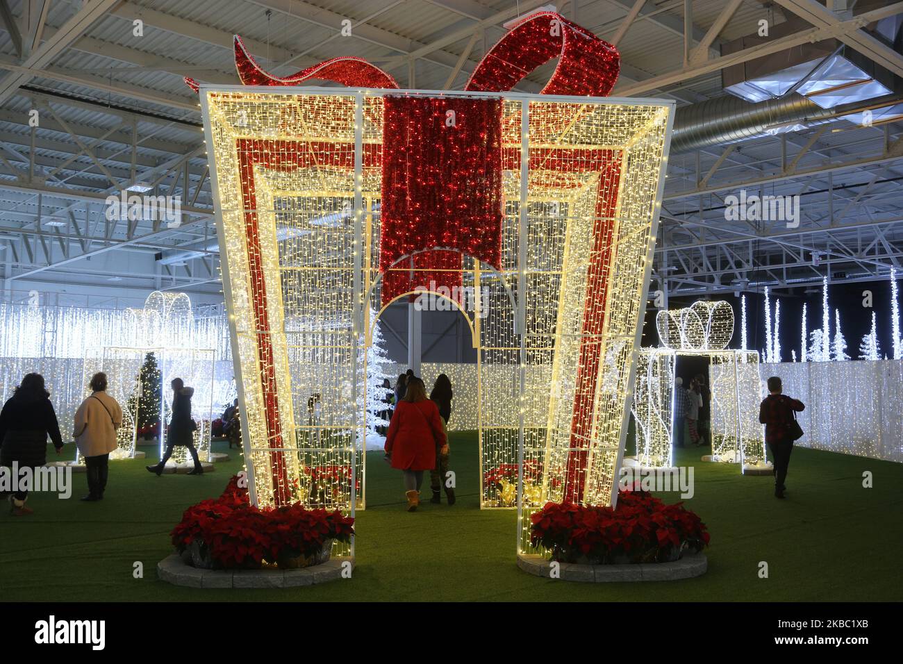Christmas Glow Festival in Toronto, Ontario, Kanada, am 30. November 2019. Christmas Glow ist Ontarios größtes Weihnachtsfest für Familien, bei dem bis zu 100.000 Besucher unter dem Funkeln von einer halben Million Lichtern lachen und spielen werden. (Foto von Creative Touch Imaging Ltd./NurPhoto) Stockfoto Christmas Glow Festival in Toronto, Ontario, Kanada, am 30. November 2019. Christmas Glow ist Ontarios größtes Weihnachtsfest für Familien, bei dem bis zu 100.000 Besucher unter dem Funkeln von einer halben Million Lichtern lachen und spielen werden. (Foto von Creative Touch Imaging Ltd./NurPhoto) Stockfoto